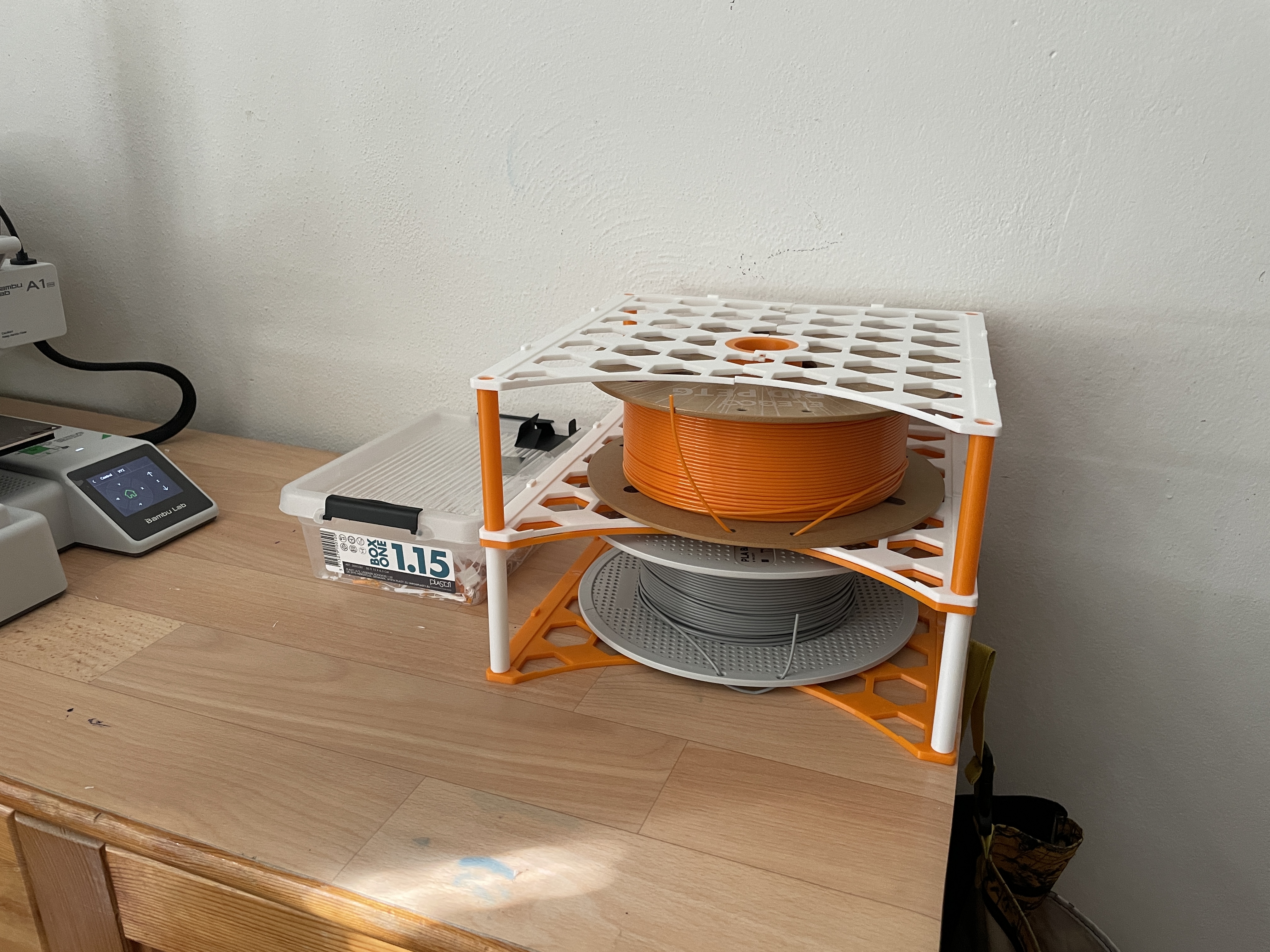 Miniatura 3 do modelo 3D MINI printer Spool storage and holder