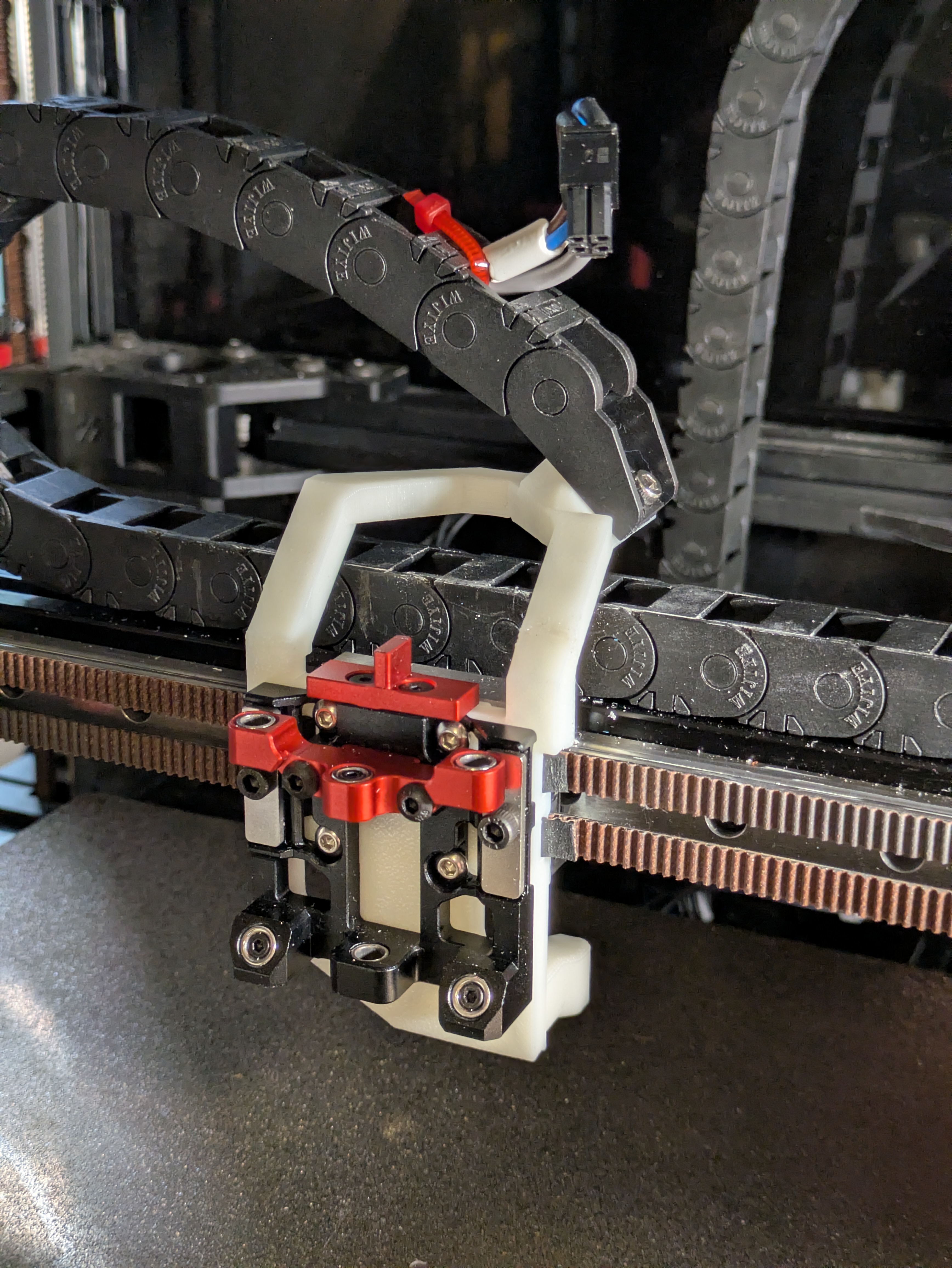 Cable chain mount + endstop arm for StealthChanger Shuttle