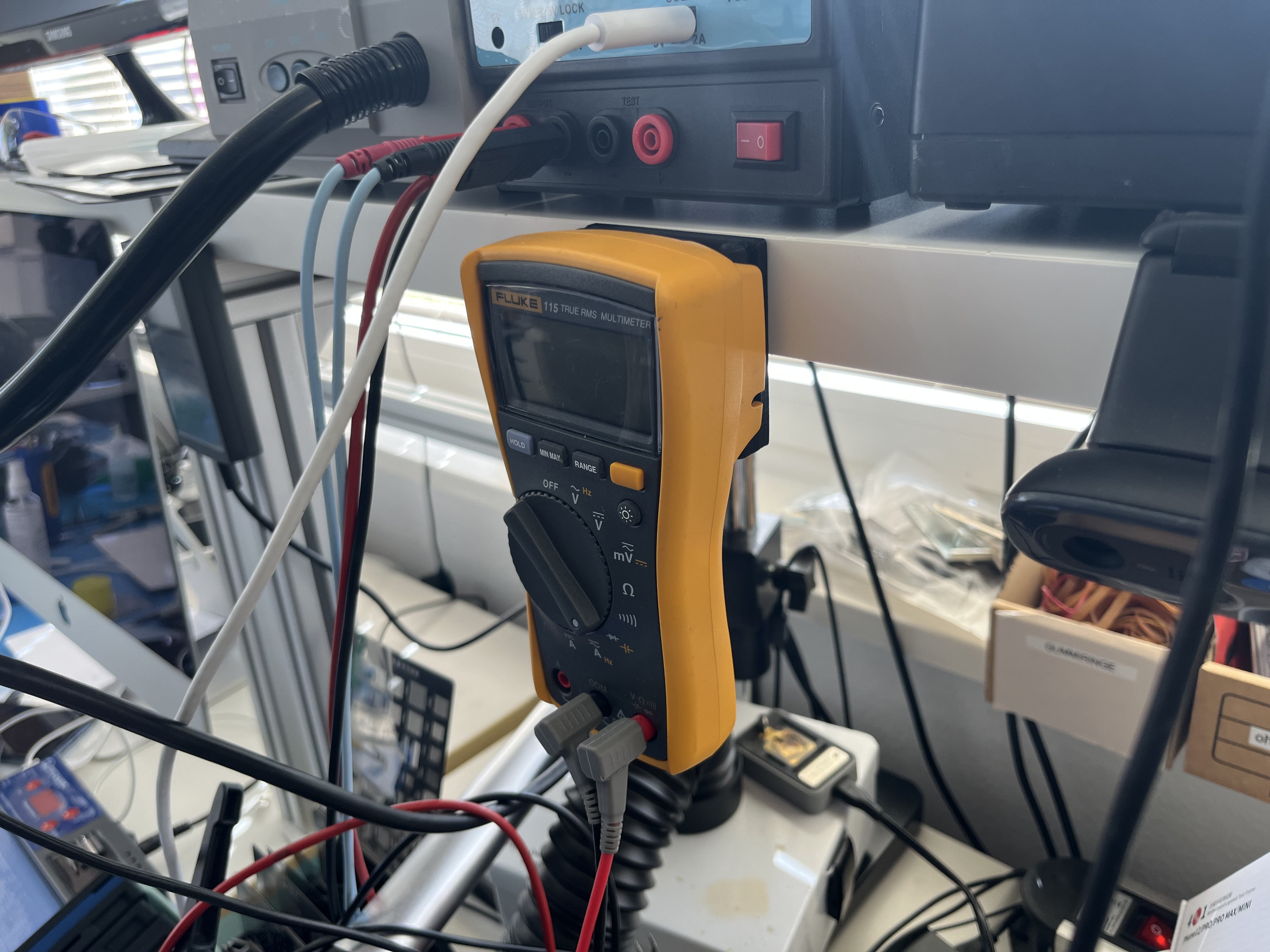 Fluke 115 mount - with screw holes