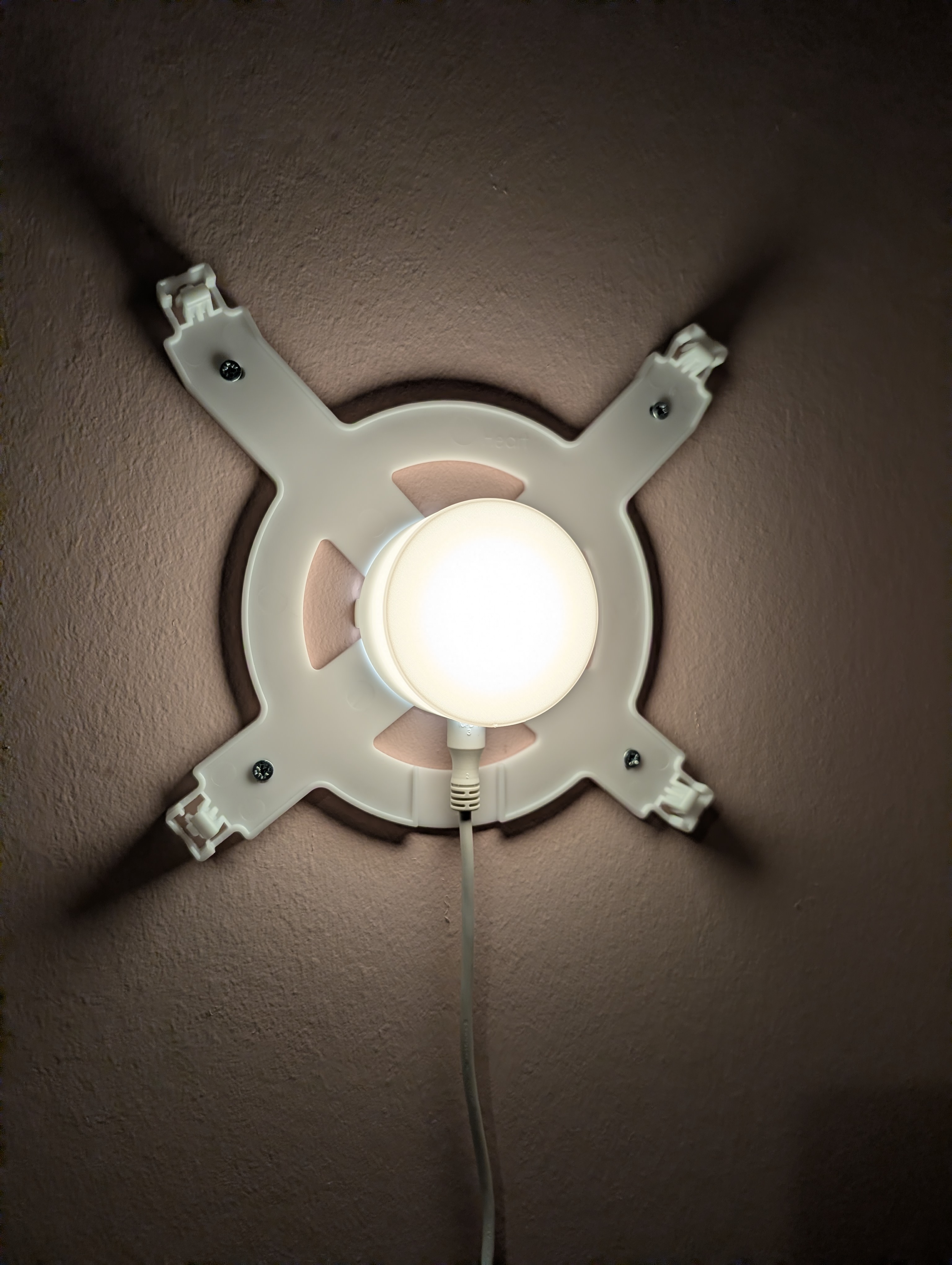 Dim cover for IKEA UPPLYST heart lamp