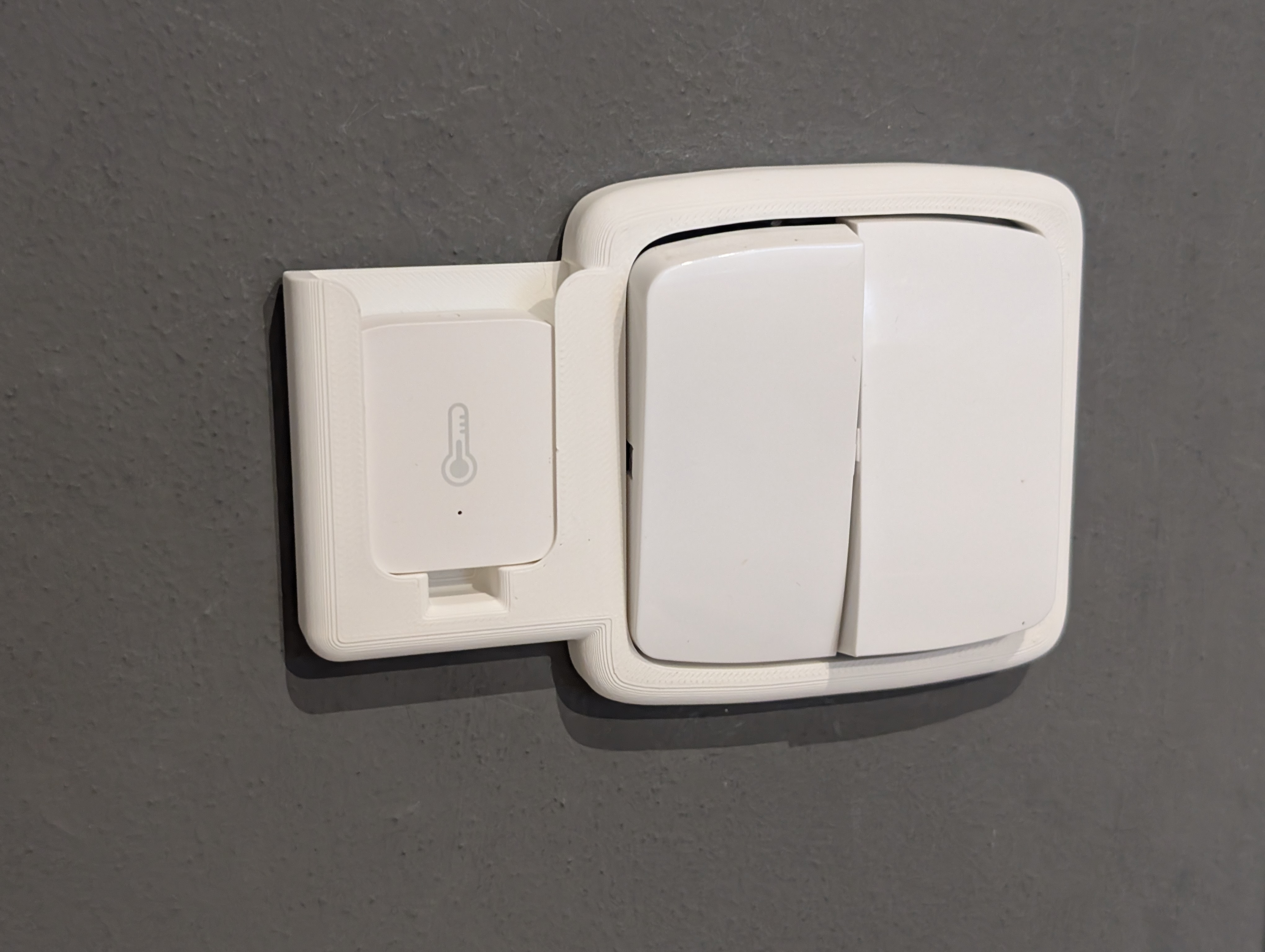 ABB tango frame with holder for Aqara temperature and humidity sensor t1