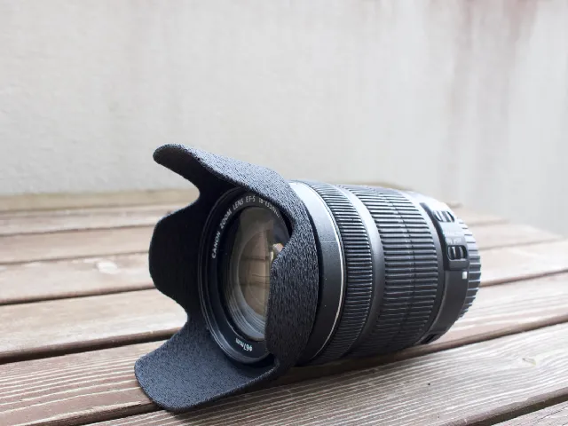 Lens Hood for Canon EF-S 18–135mm f/3.5-5.6 IS USM (EW-73D)