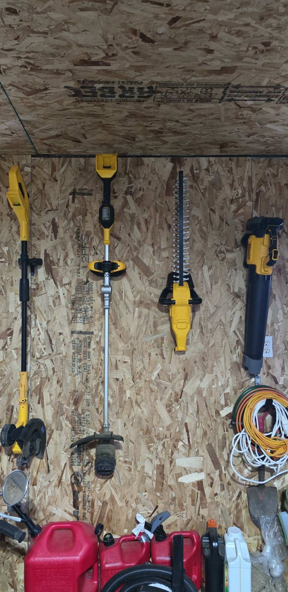 Garage Hooks/Holders - Tools etc. — miniatura 2