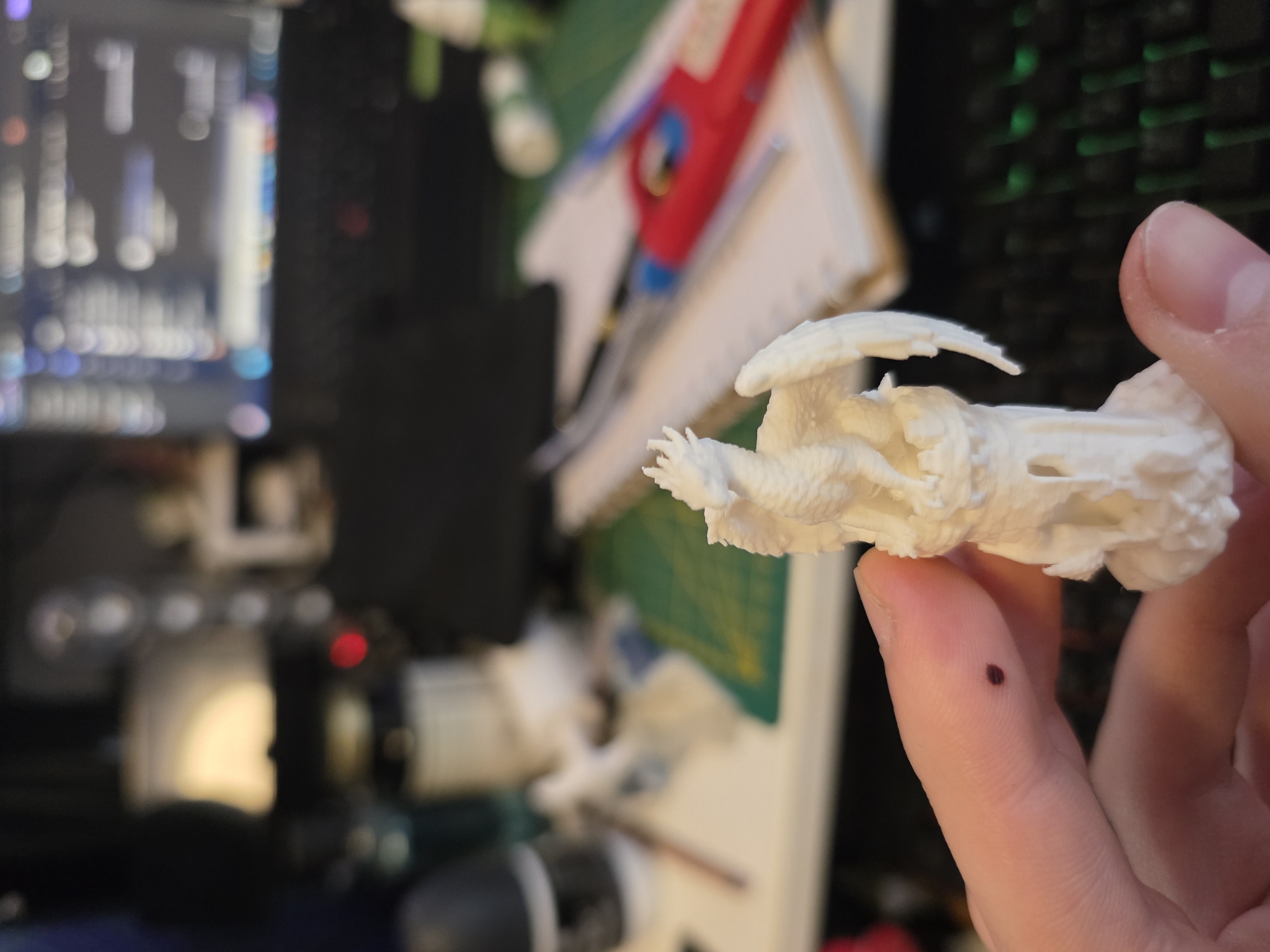 Miniatura 5 do modelo 3D The Jade Wind Dragon