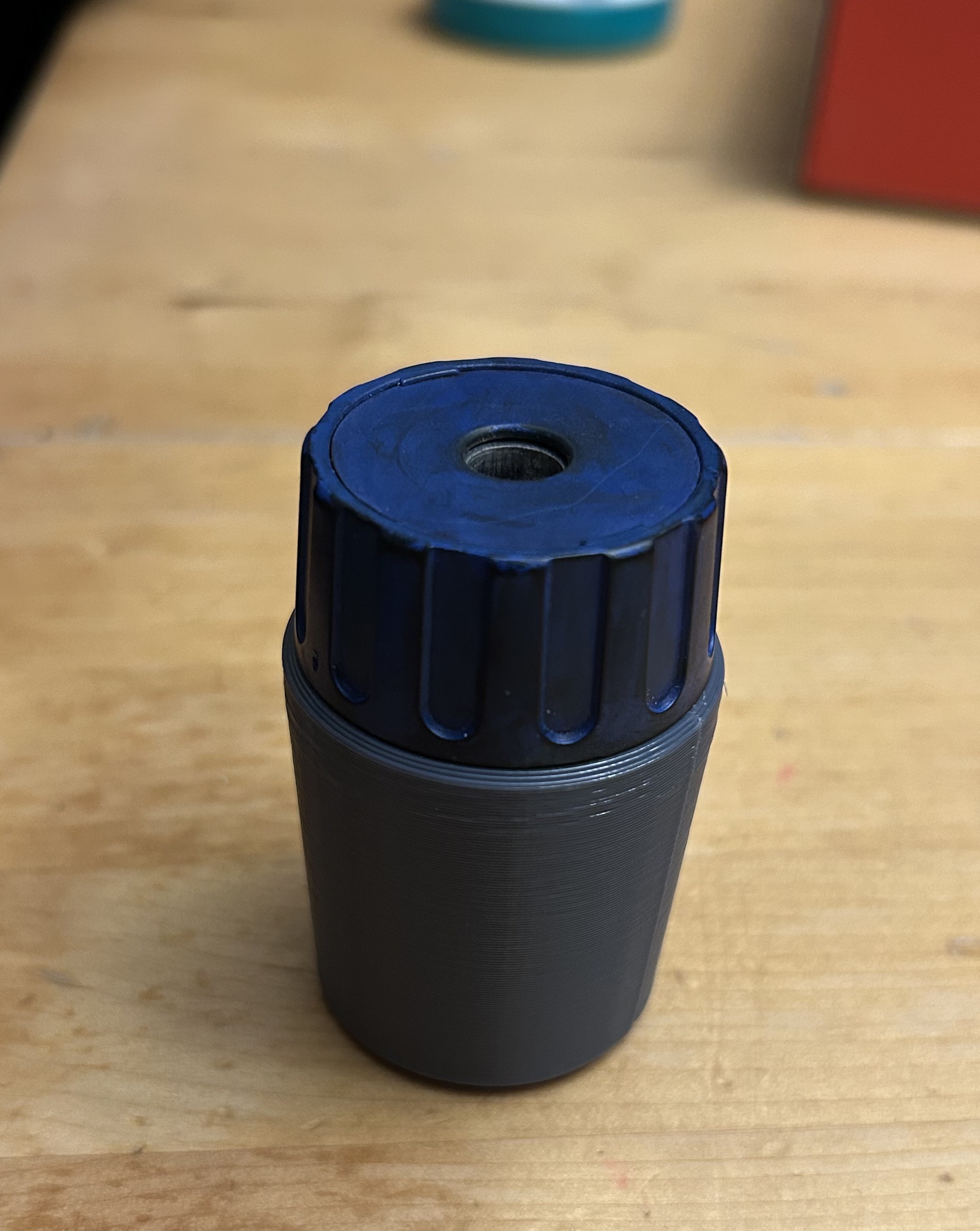 Reservoir for Staedtler sharpener