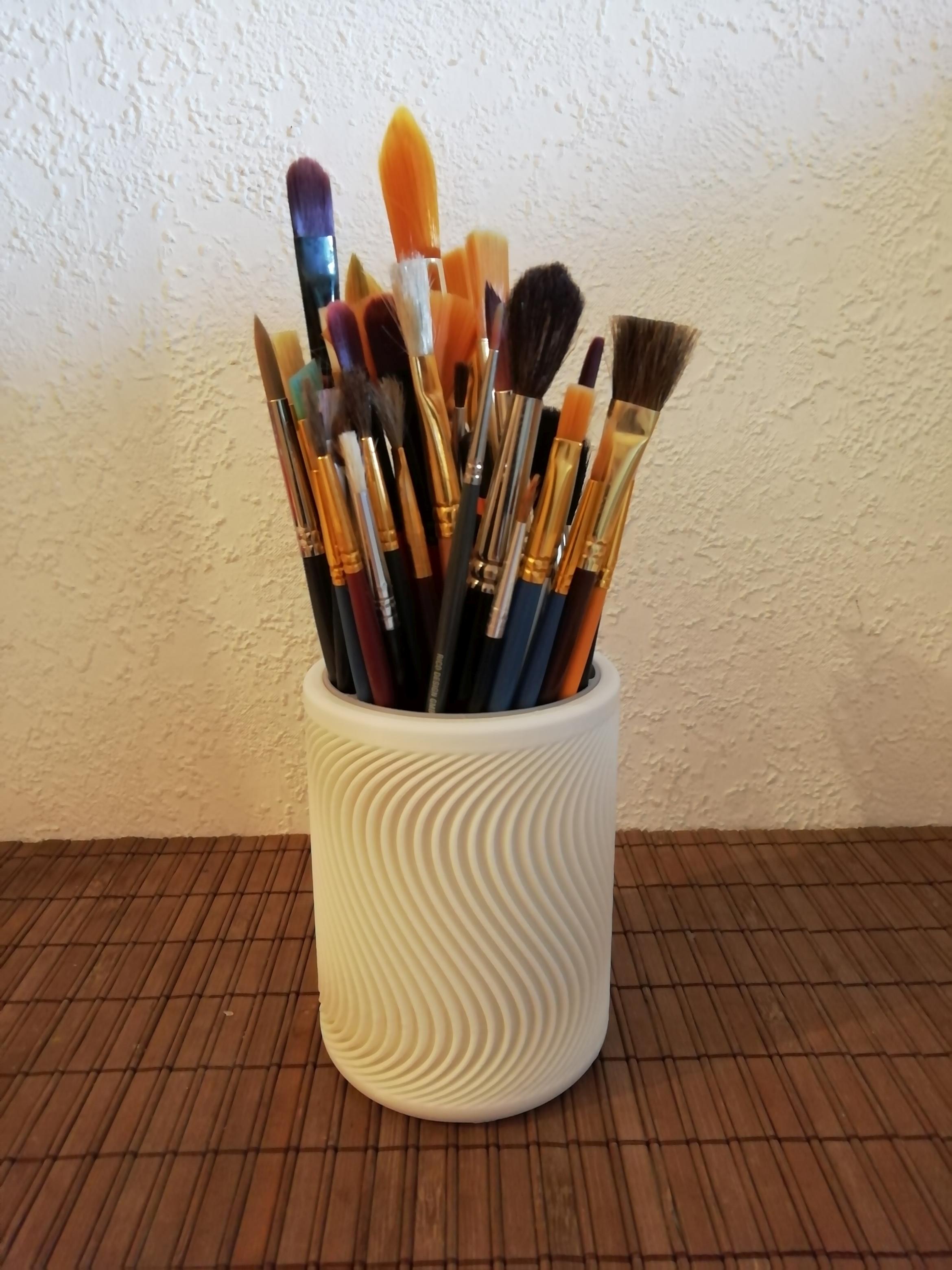 Beautiful Wavy Cup - a holder for Pens, Brushes, etc.