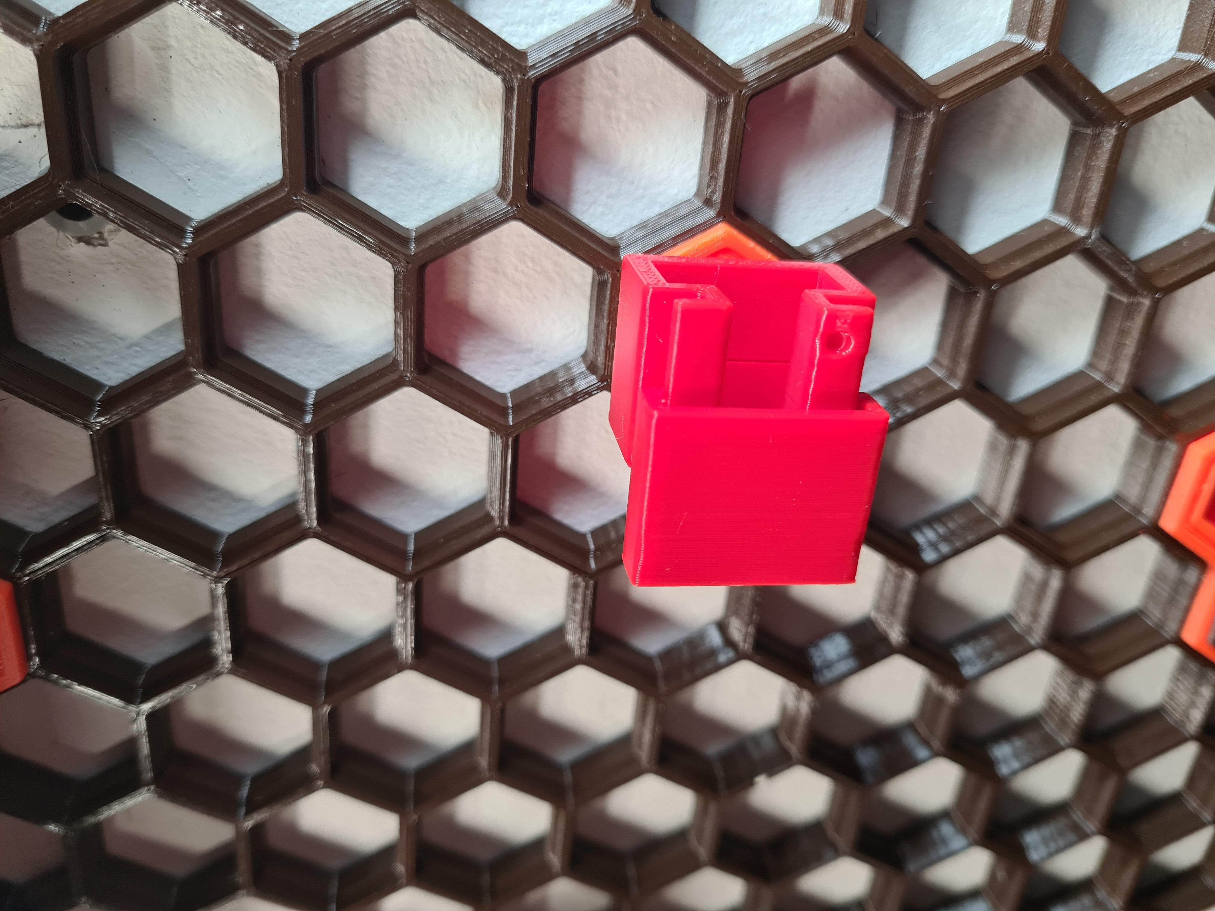 cable holder for honeycomb
