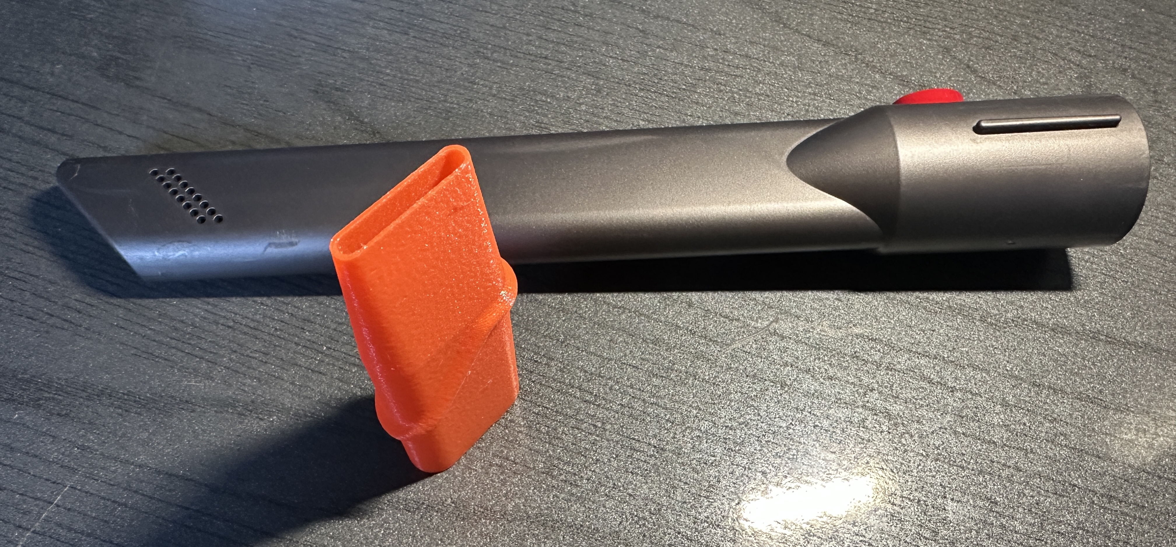 Narrow nozzle for Dyson V15