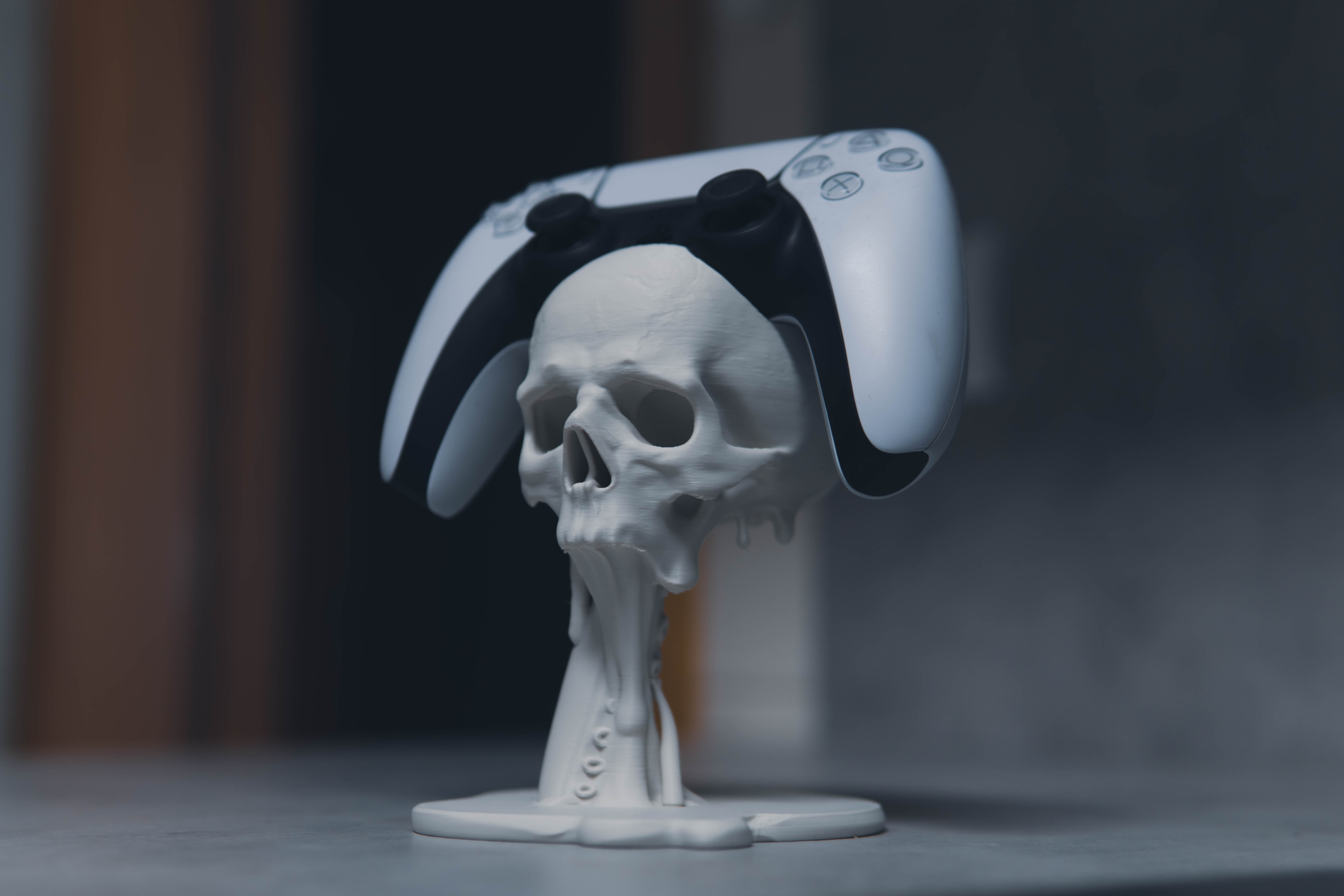 Skull & Tentacle Floating PS5 Controller Holder — miniatura 9