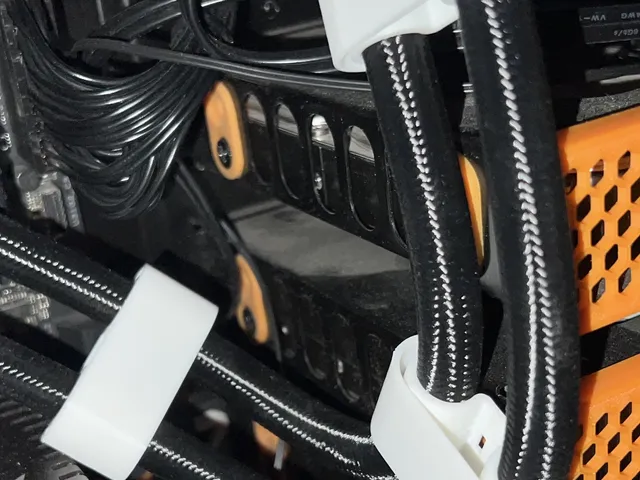 Watercooling Pump Pipe Clip