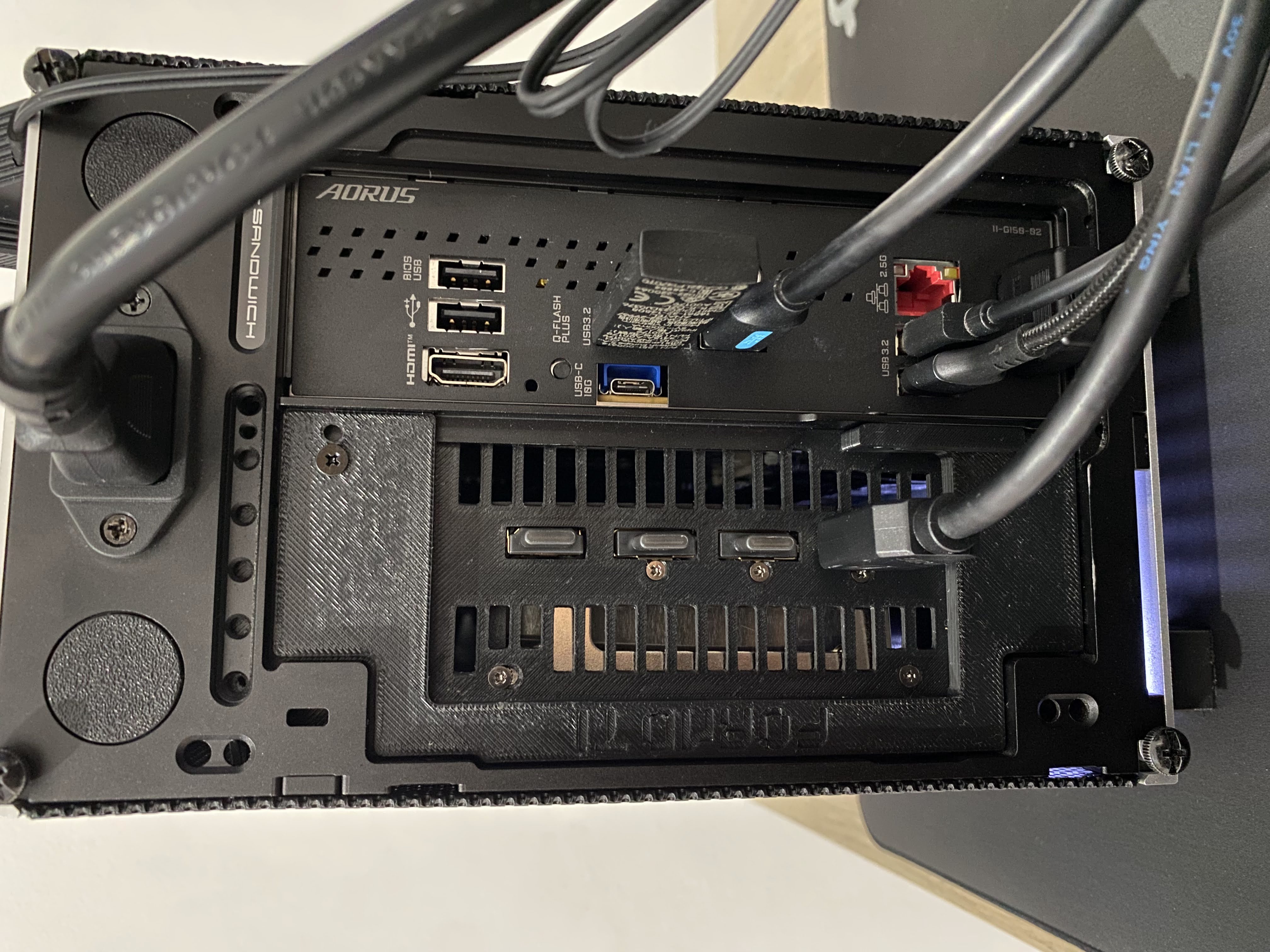 FormD T1 GPU Travel Kit + Anti-Sag for Inno3D RTX 5080 X3 OC