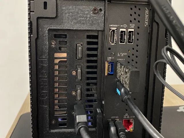 FormD T1 GPU Travel Kit + Anti-Sag for Inno3D RTX 5080 X3 OC