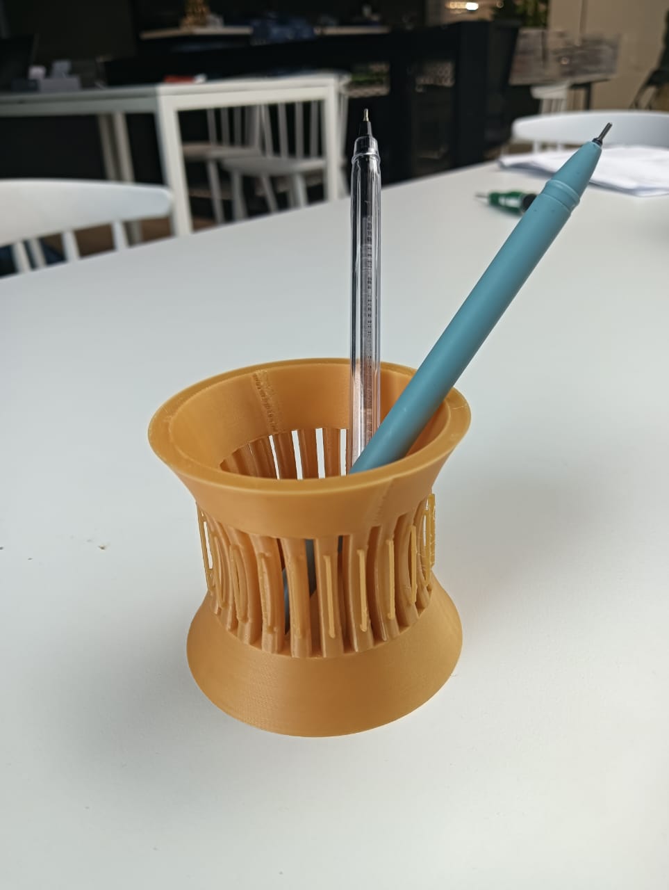 Penholder/Hallow Vase