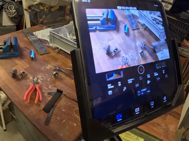 Pixel 9 Pro fold - use it as a camera mounted on existing equipment