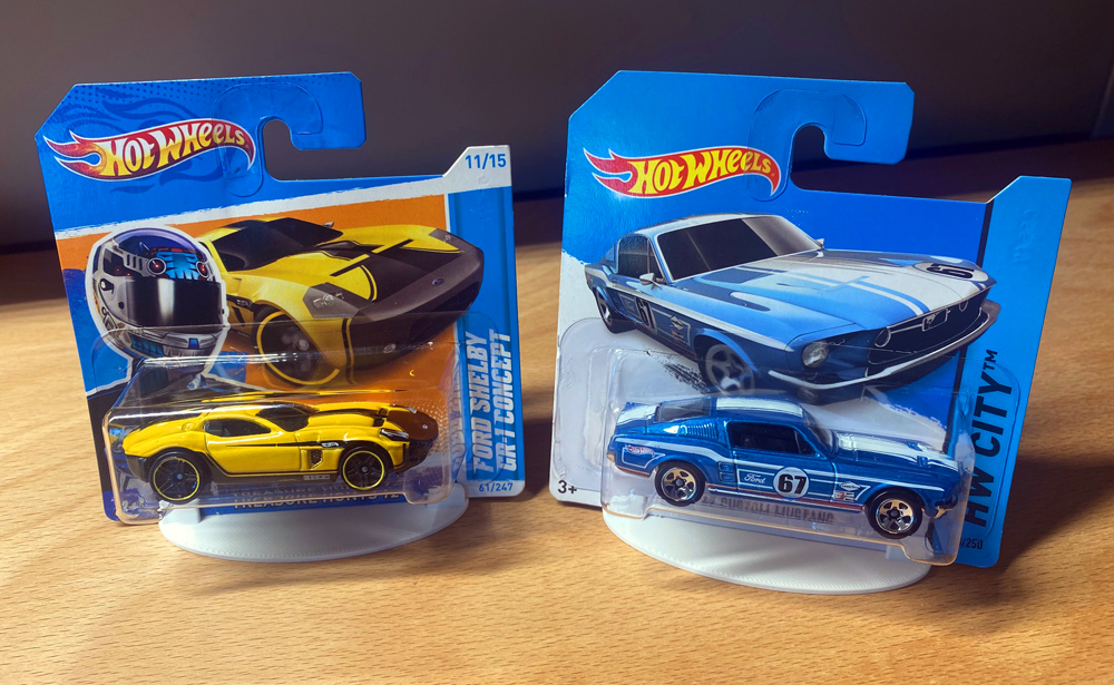Hot Wheels, Matchbox etc. Display Stand (SHORT cards)