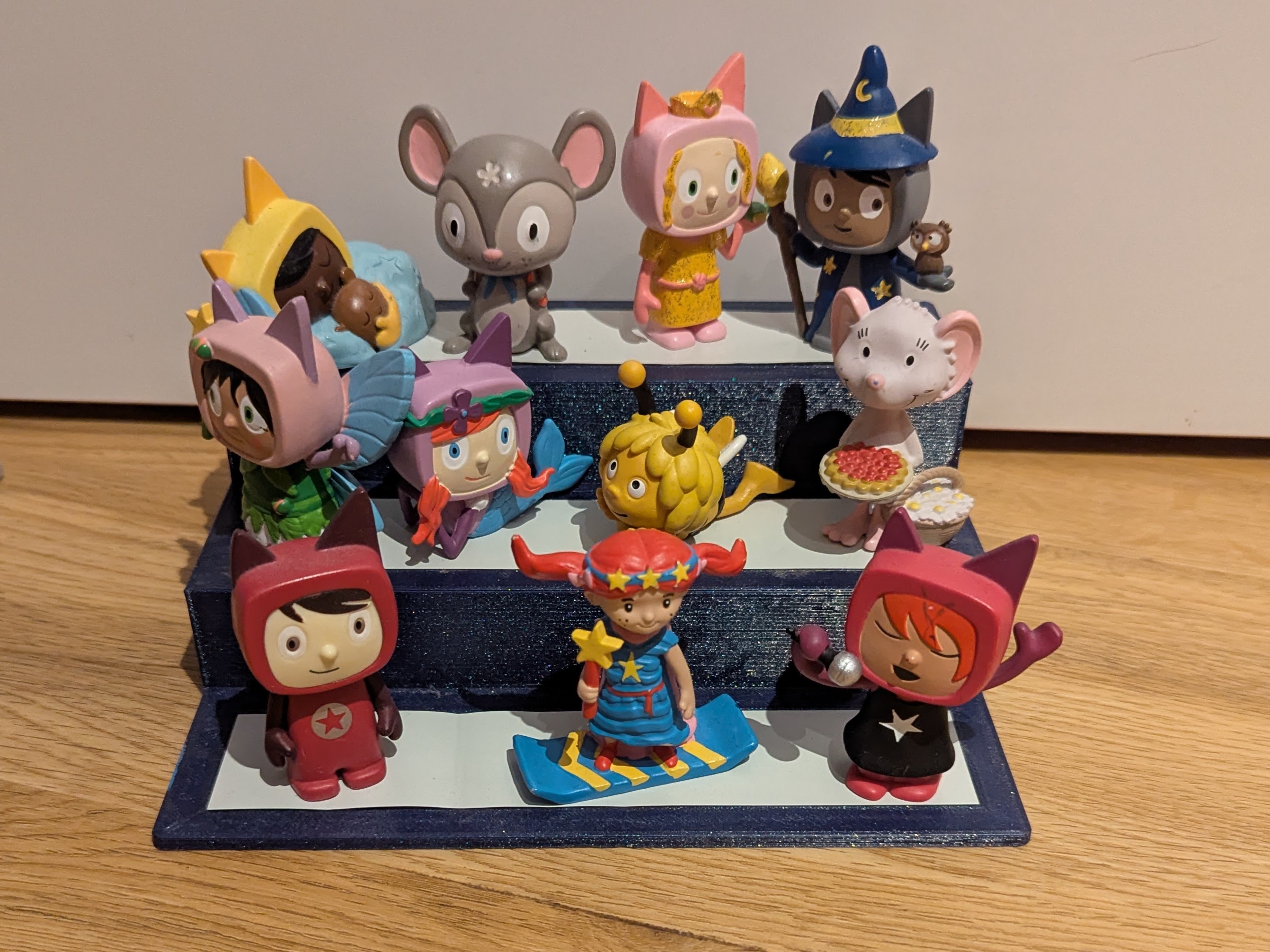 Magnetic Tonies Figure Stairs Shelf for Tonie Box