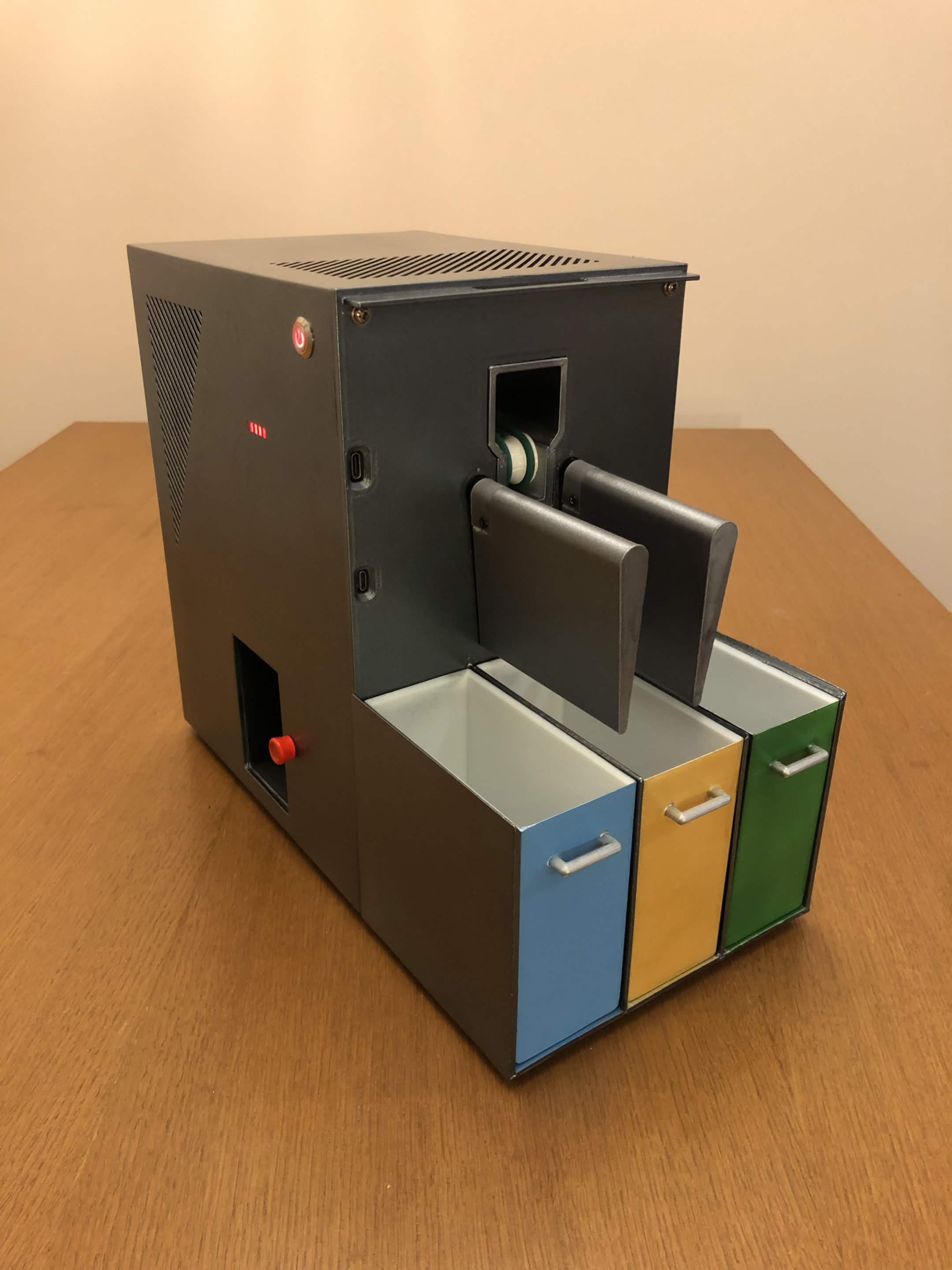 Reverse Vending Machine — thumbnail 2