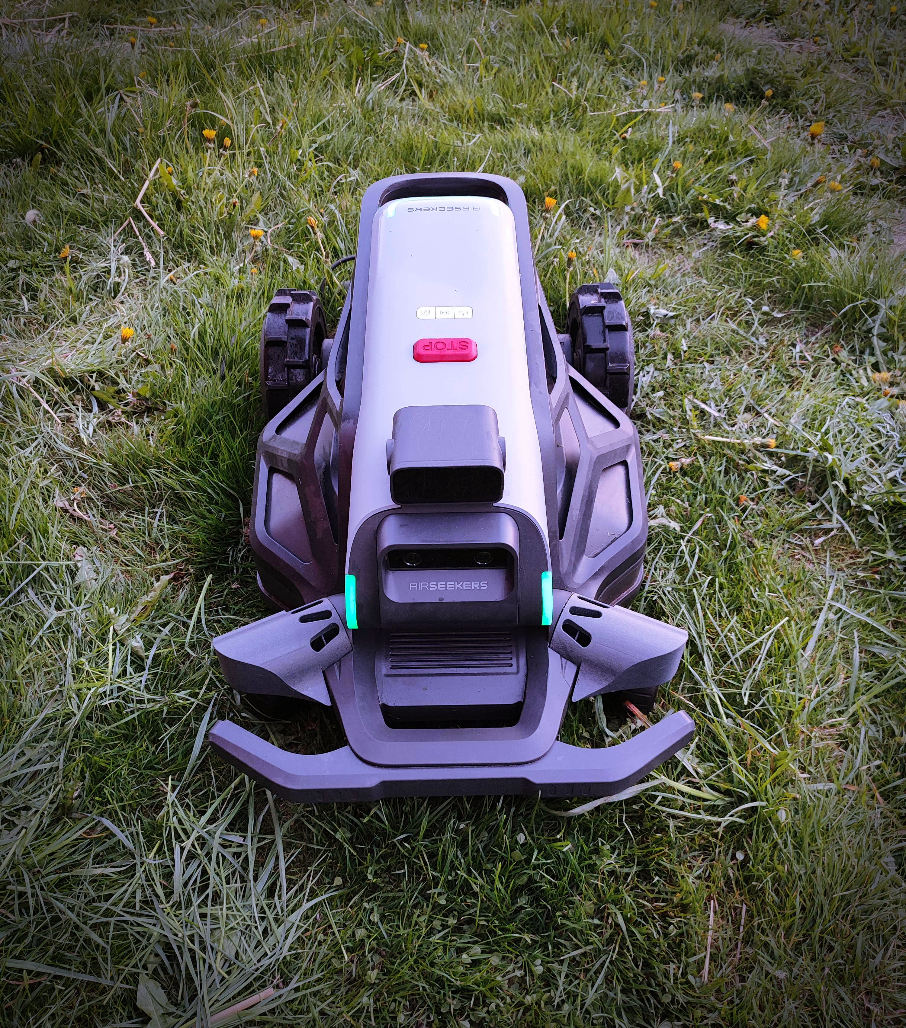 Caster wheel mounts Airseekers Tron