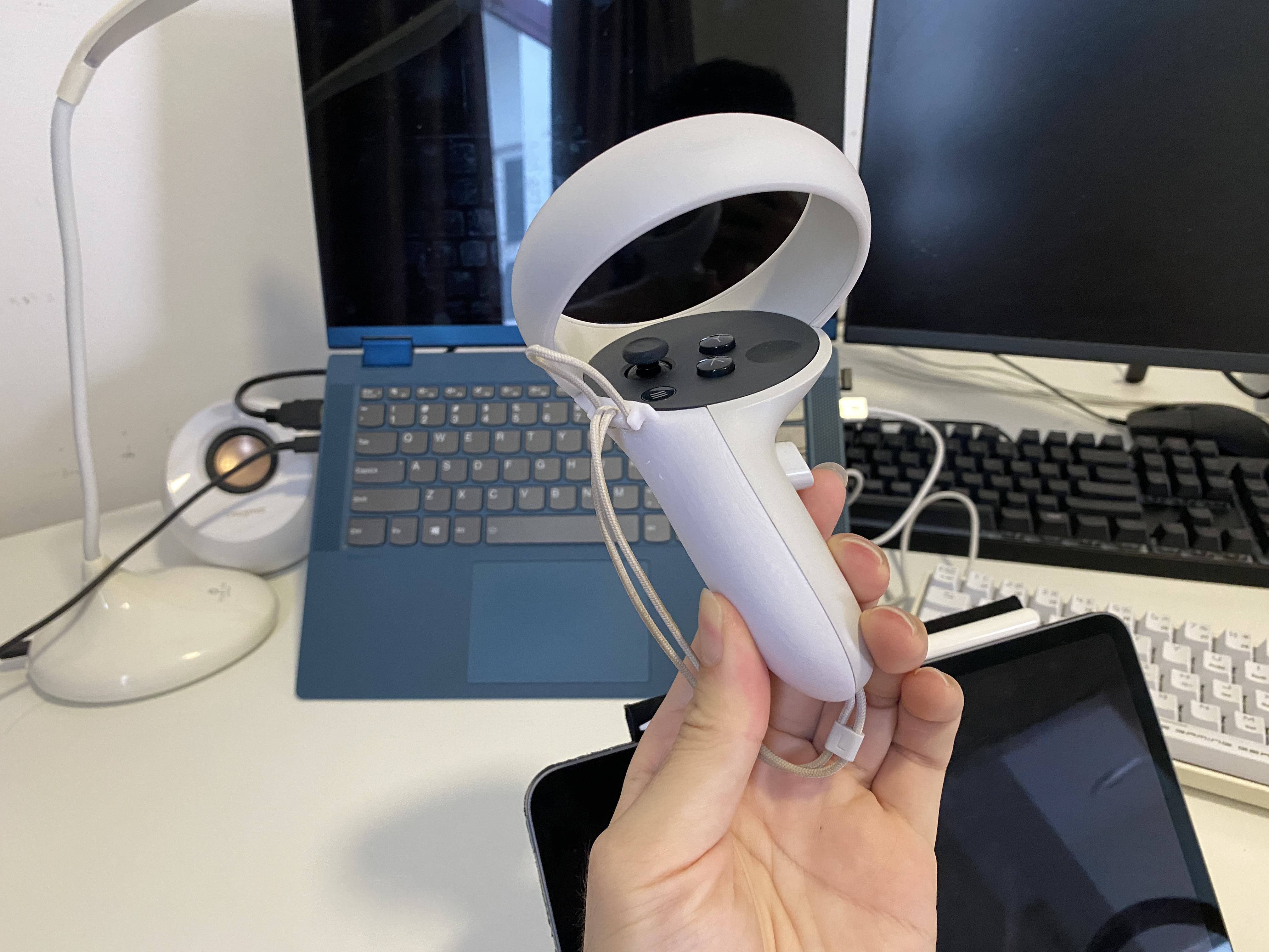 Meta Oculus Quest 2 Battery Grip Strap