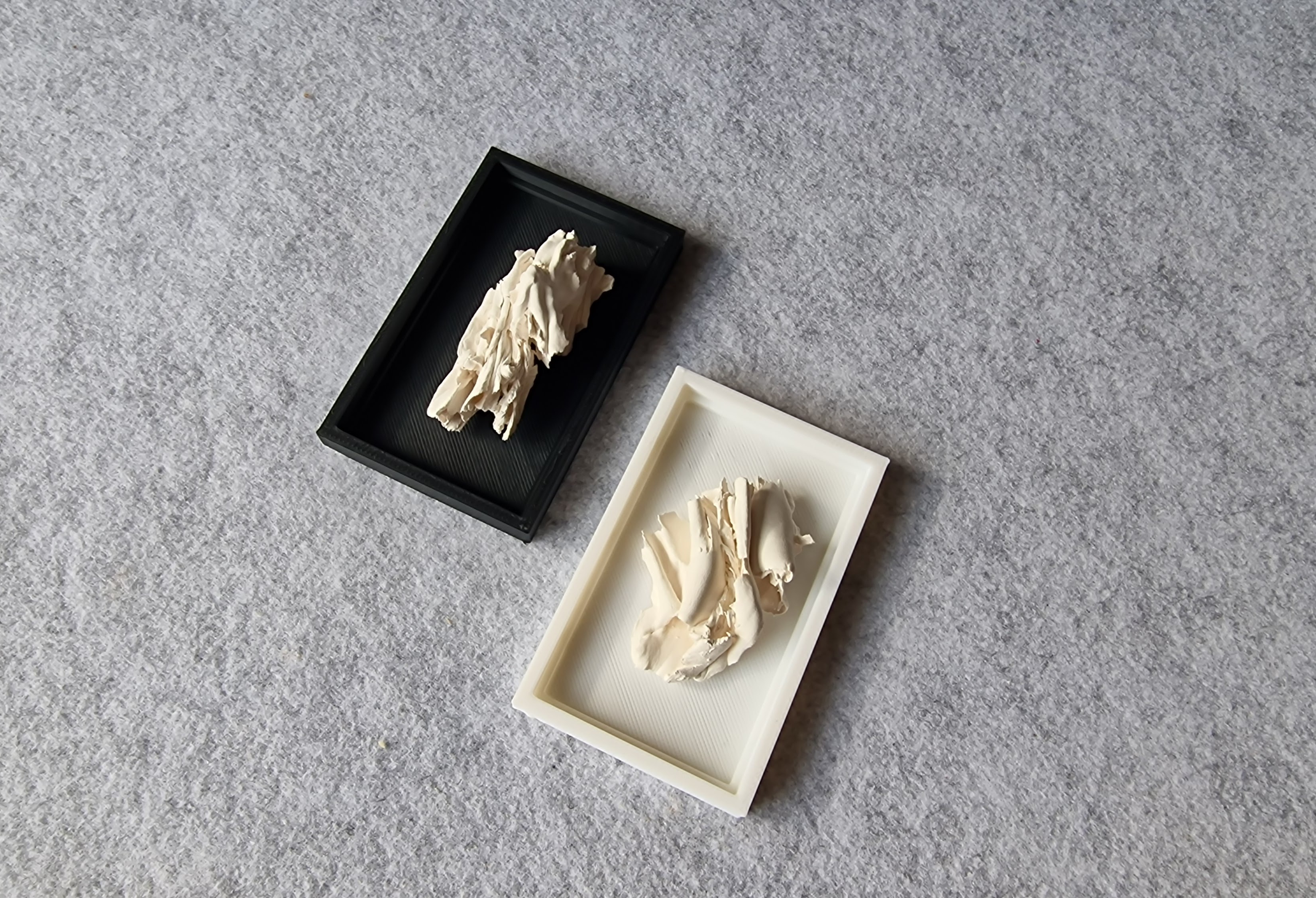 Miniature Frame (80x50mm) - With back 3D model by Baeoniq