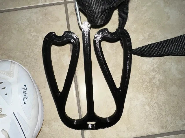 Shoe Hanger With Carabiner hole