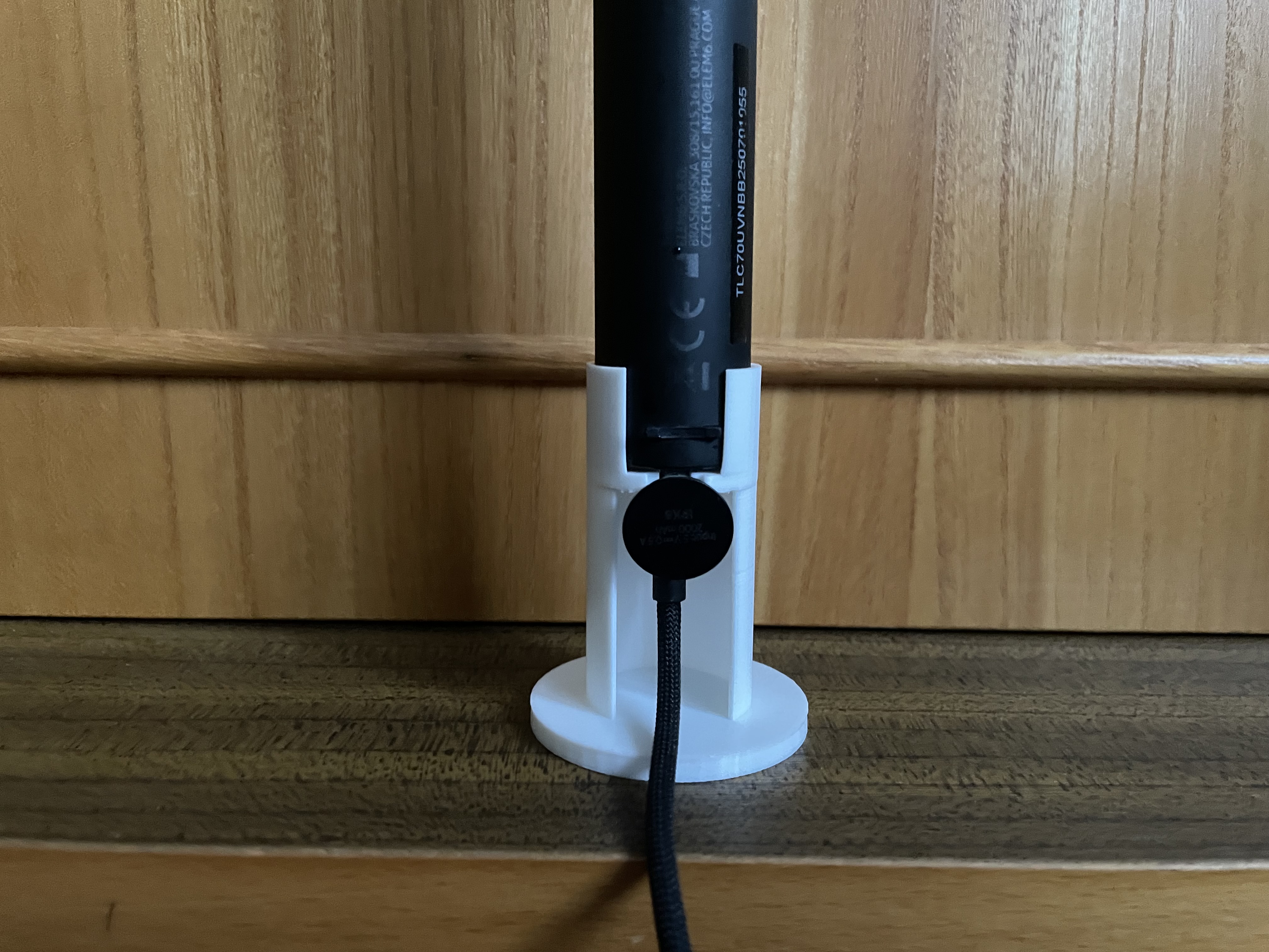 Stojánek na kartáček TrueLife SonicBrush Clean70 UV - Toothbrush stand TrueLife SonicBrush Clean70 UV
