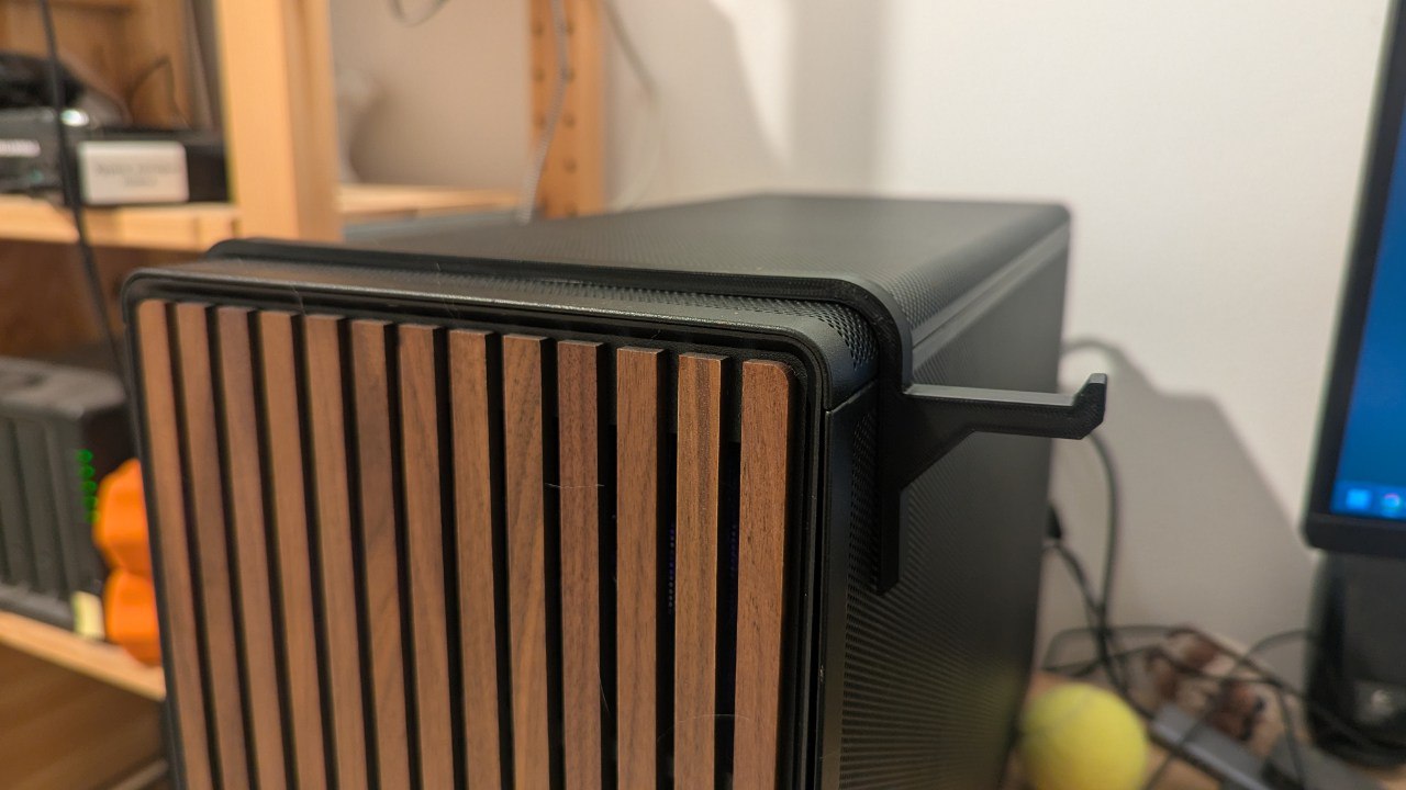 Lian Li a3 case headphones holder.
