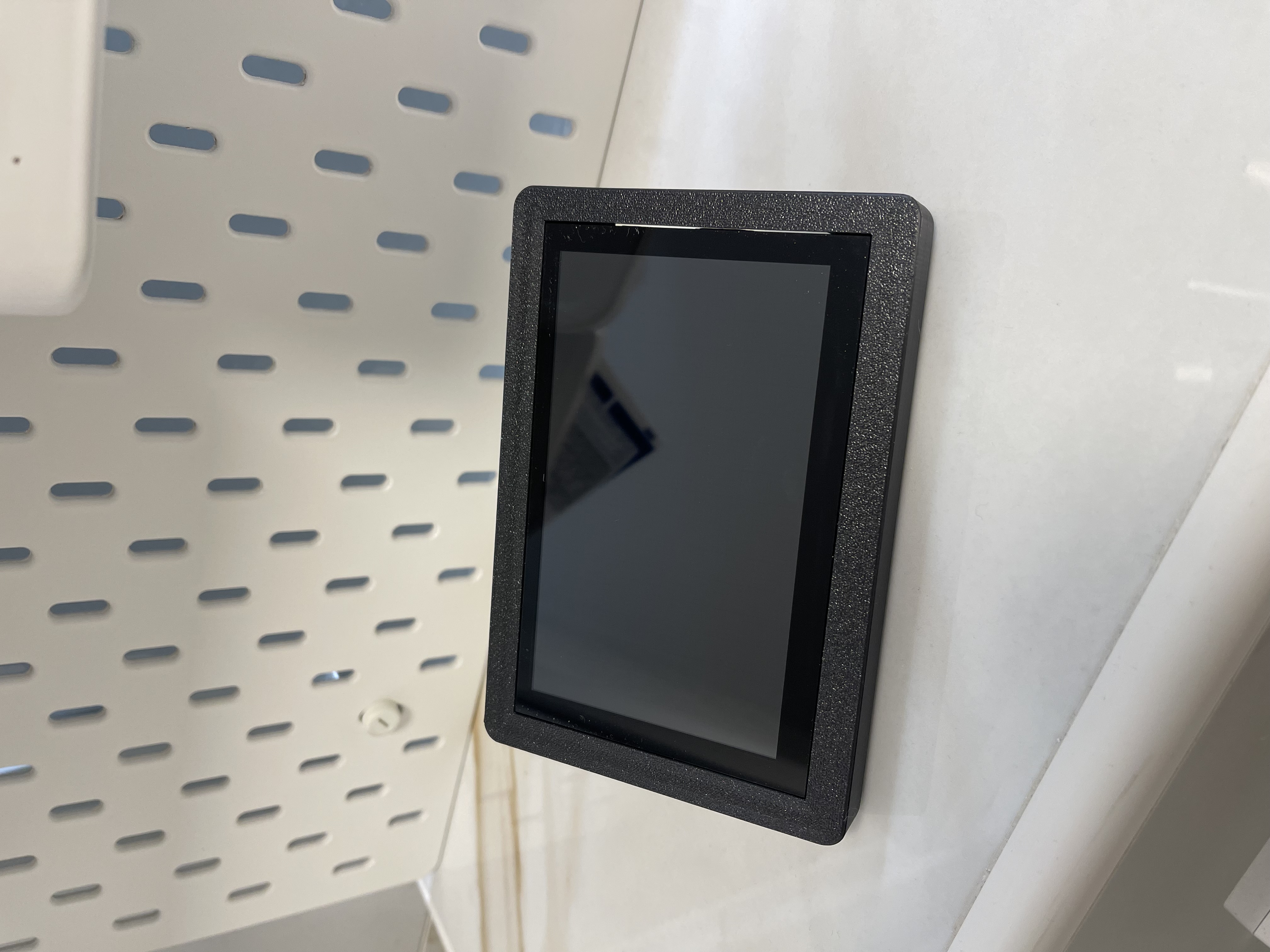 TFT50 HDMi Holder