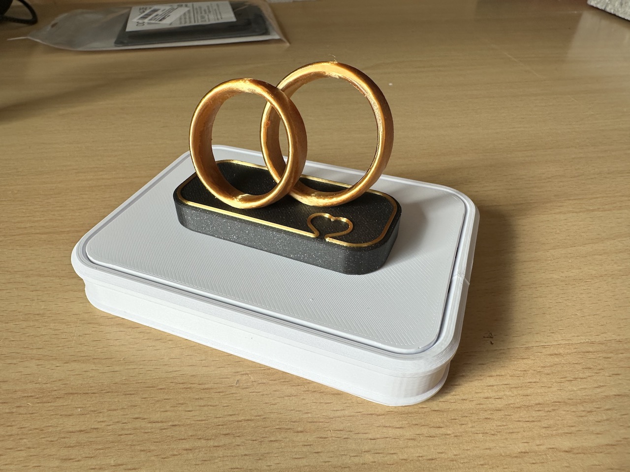 Wedding ring knob