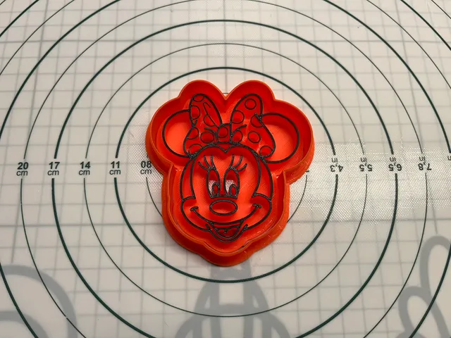 Minnie cookie cutter