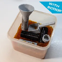 Silica gel container with funnel and scoop - V2 / Silica-Gel-Behälter mit Trichter und Schaufel - V2