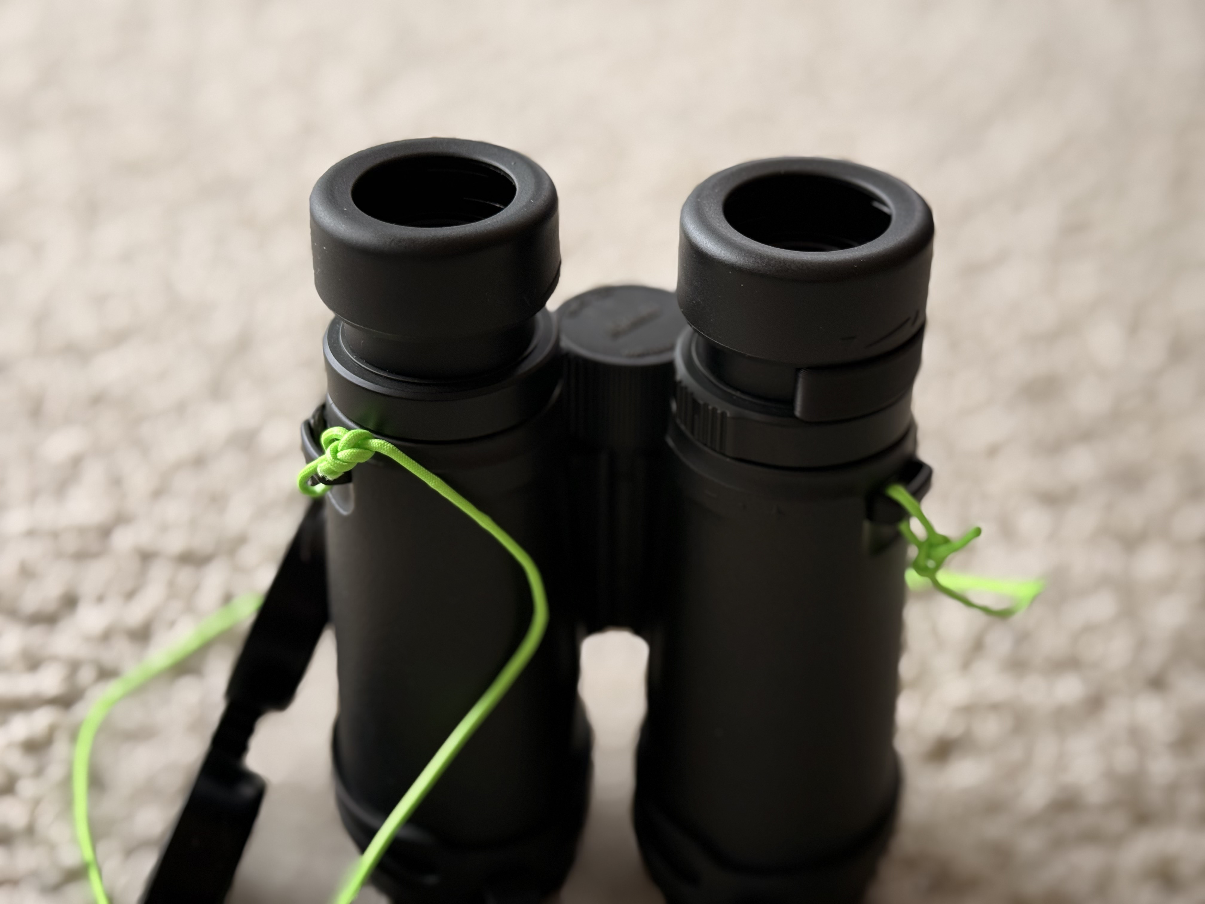 Nikon Monarch twist-up eyepiece lock