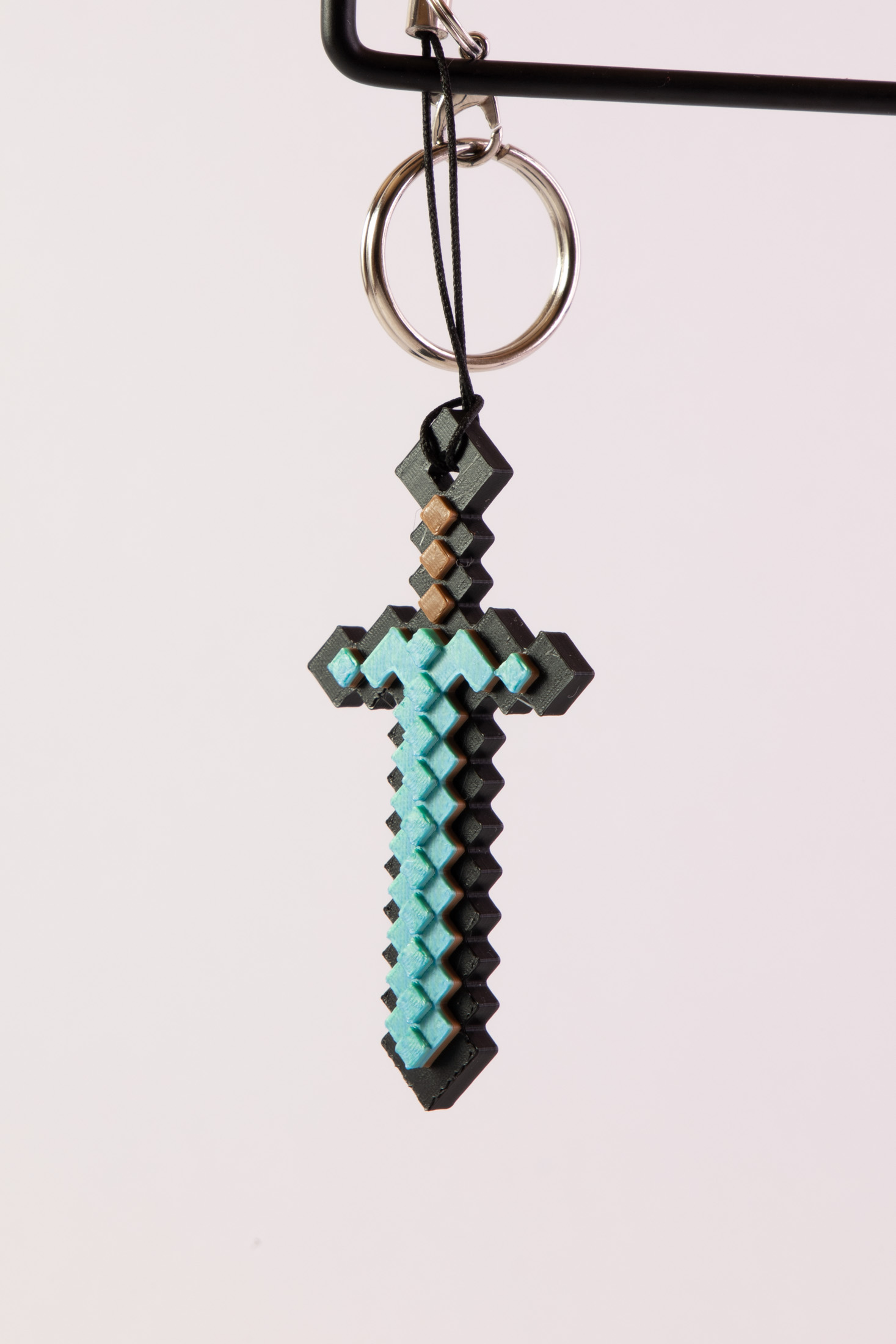 Miniatura 3 do modelo 3D Minecraft Keychains – Sword, Pickaxe & Creeper Head