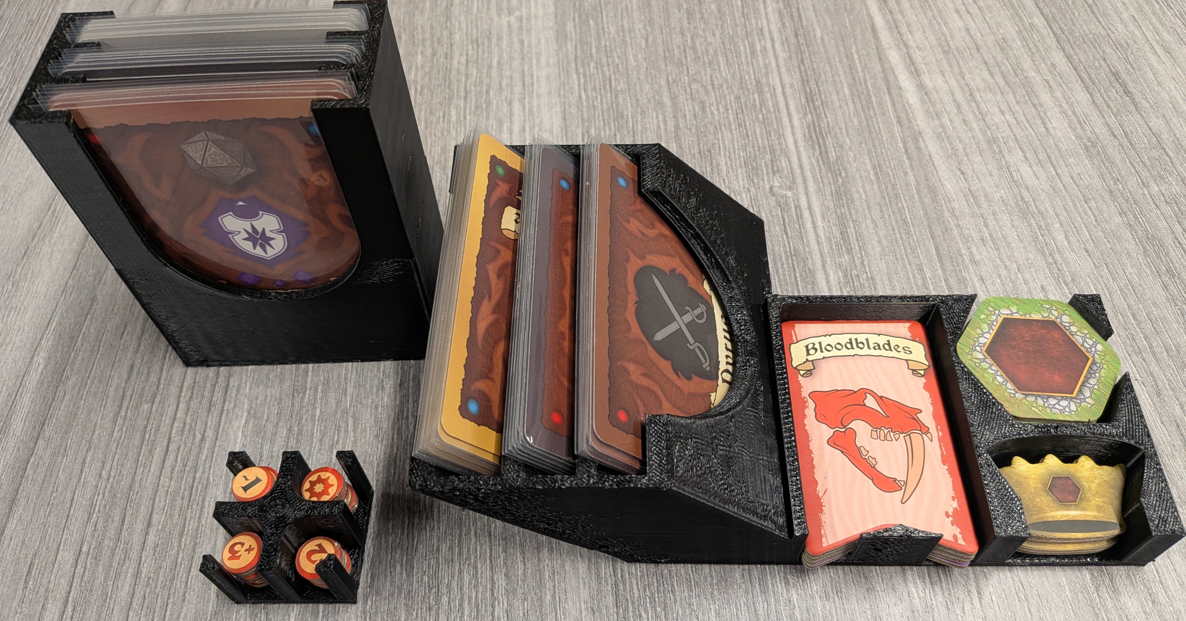 Dice Wars: Heroes of Polyhedra inserts