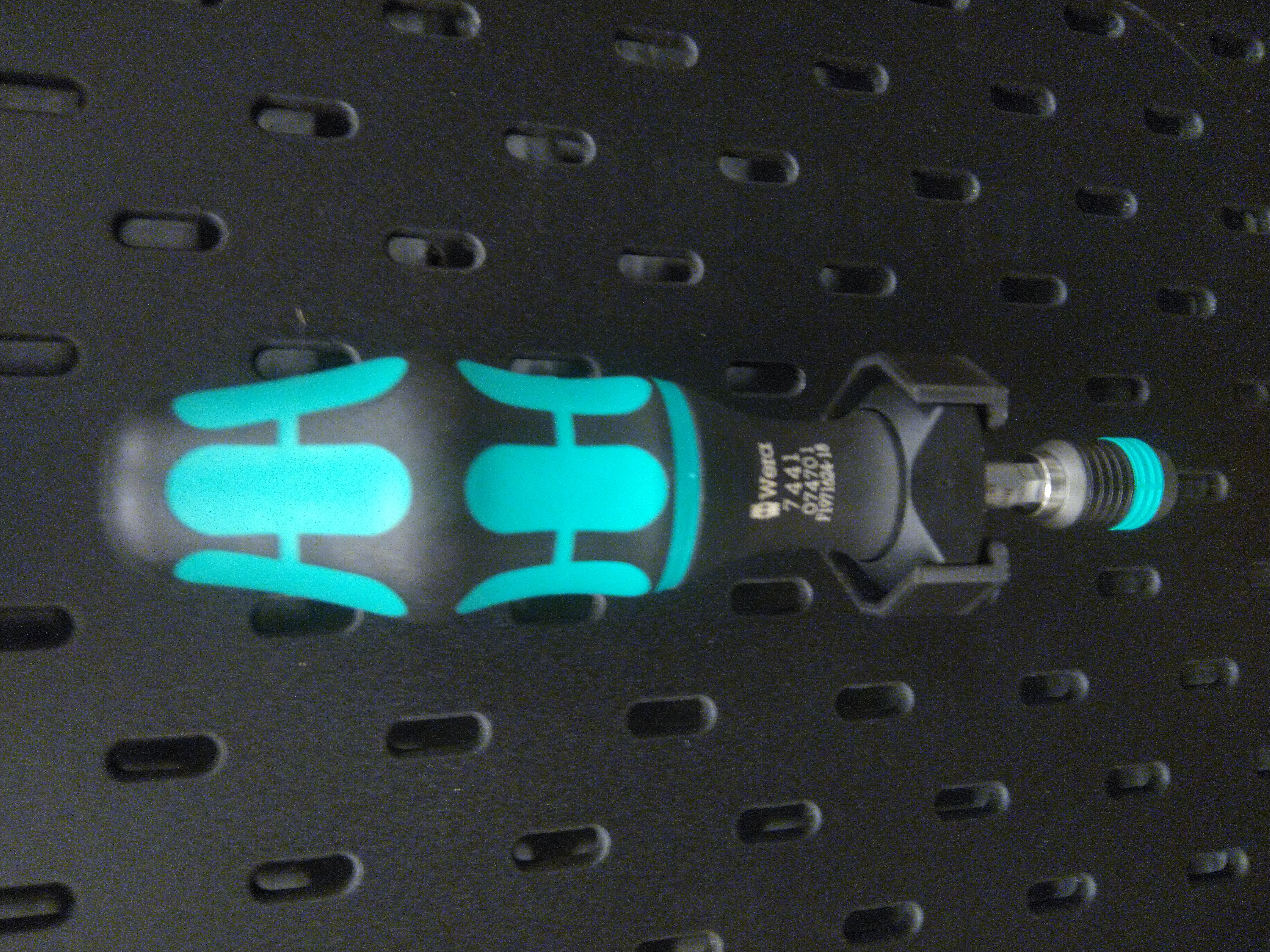 Skadis holder for Wera 7441 torque driver