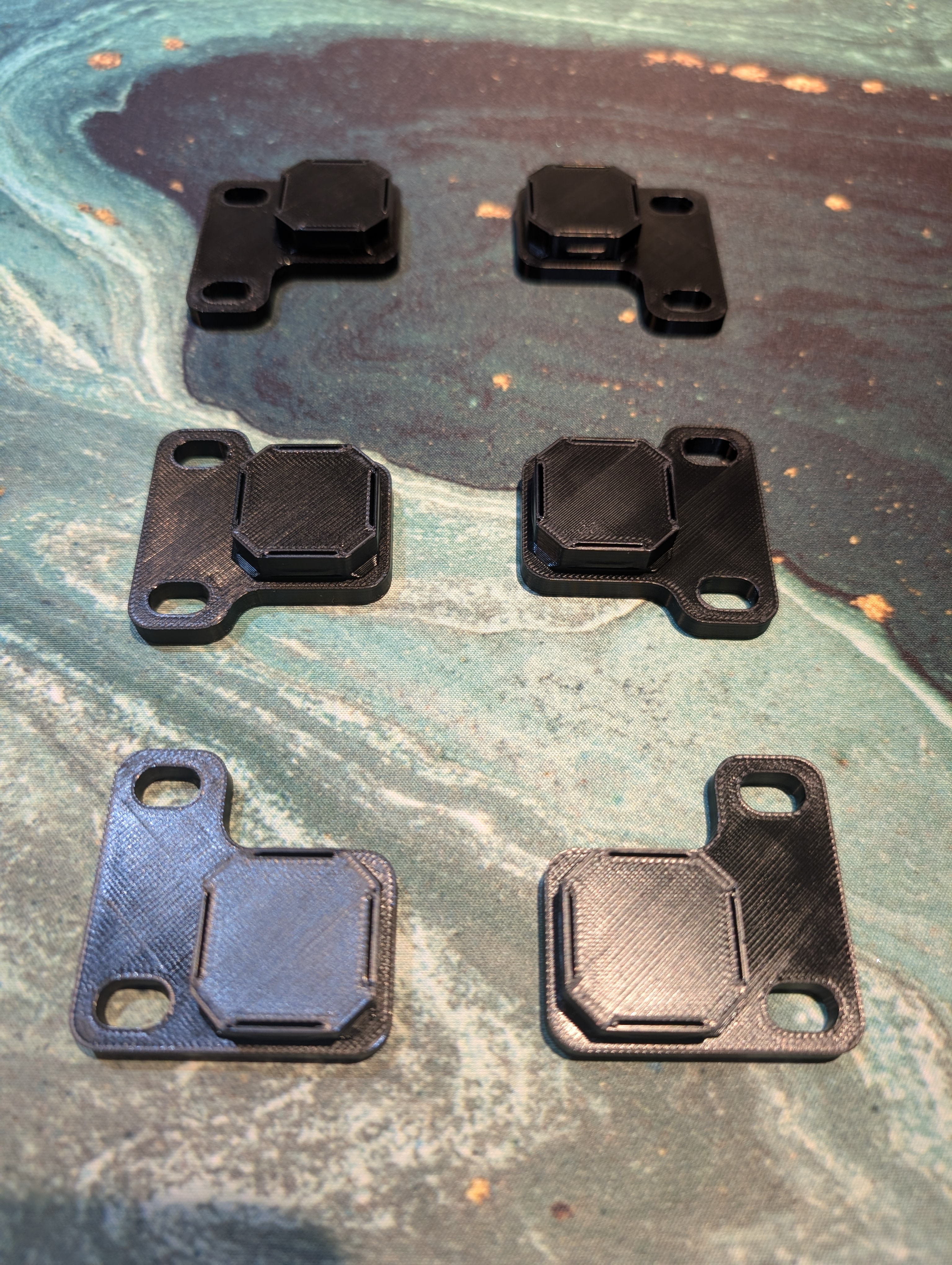 OpenGrid Rack Ears — 10inch rack and shallow-rack side mount