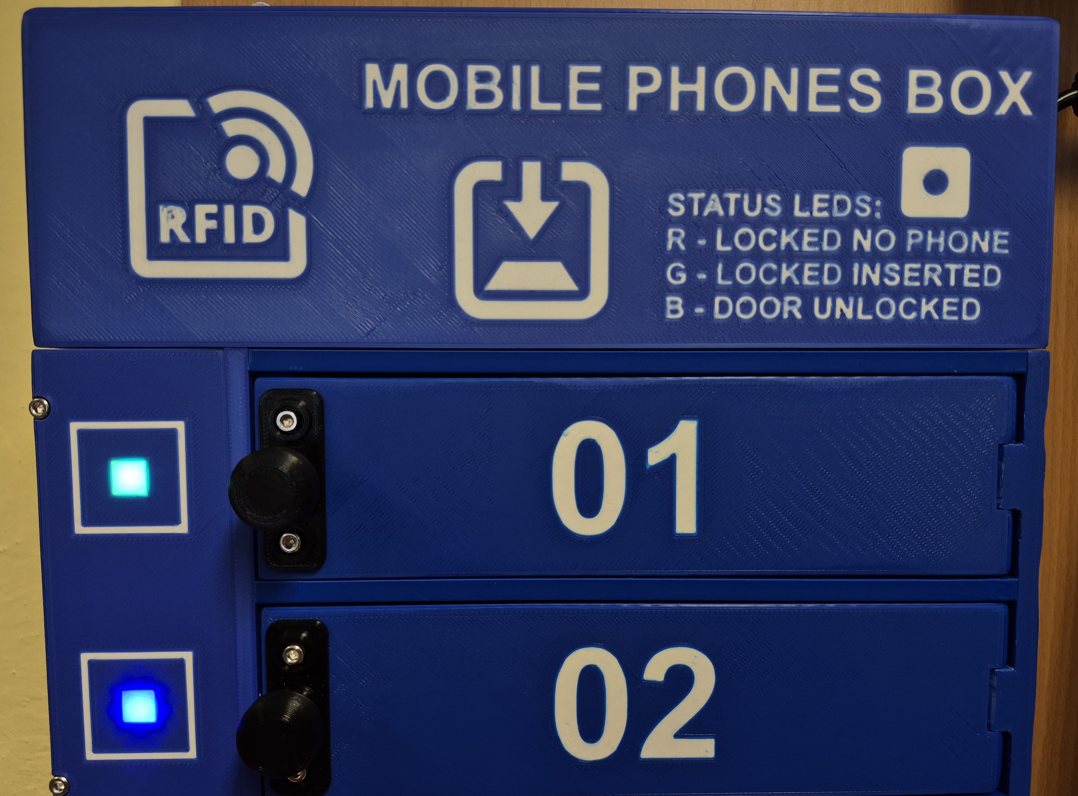 Mobile phone box — thumbnail 28