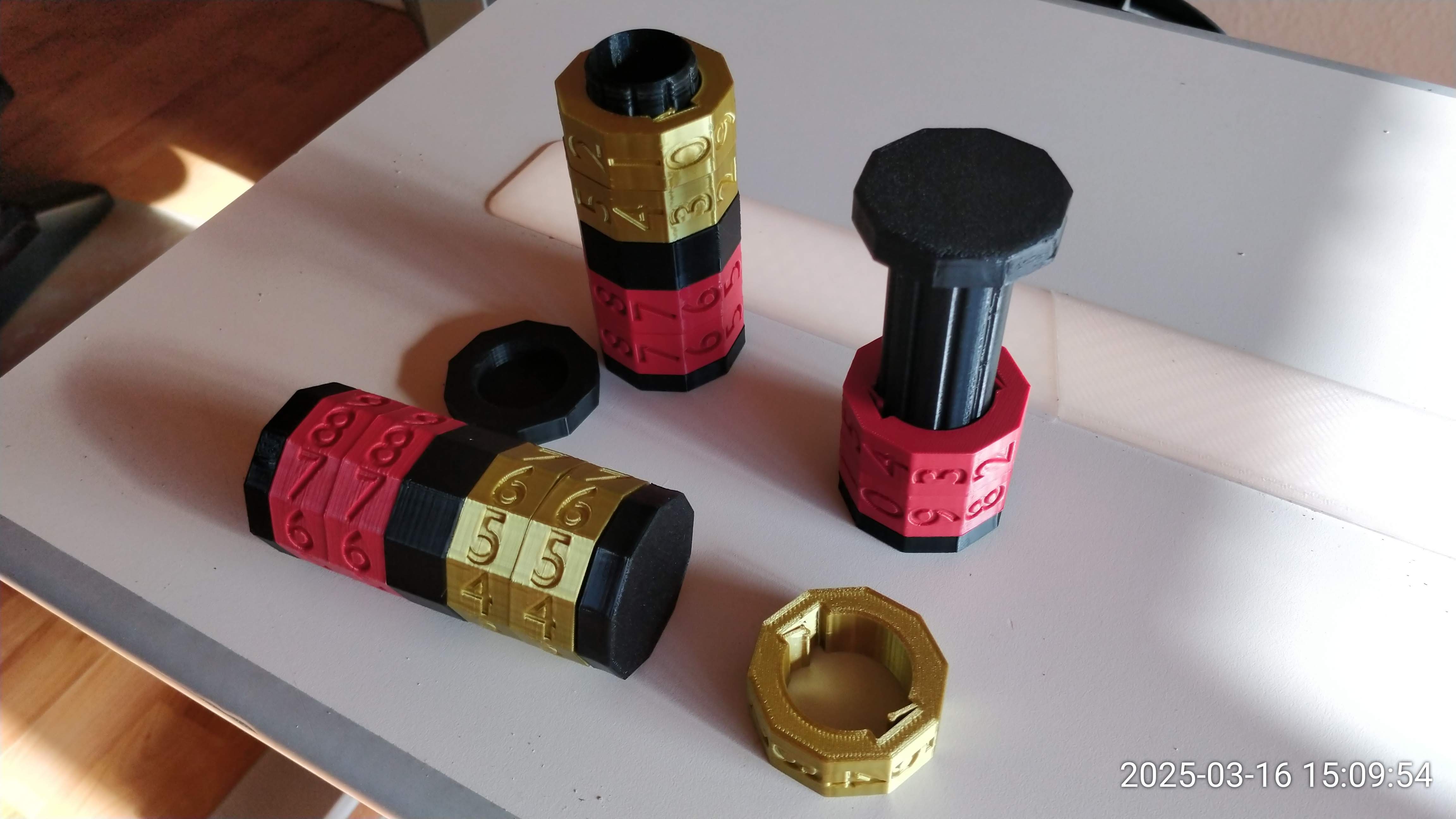 dice tube with life and magic tracker, for "Das Schwarze Auge" (The Dark Eye) RPG