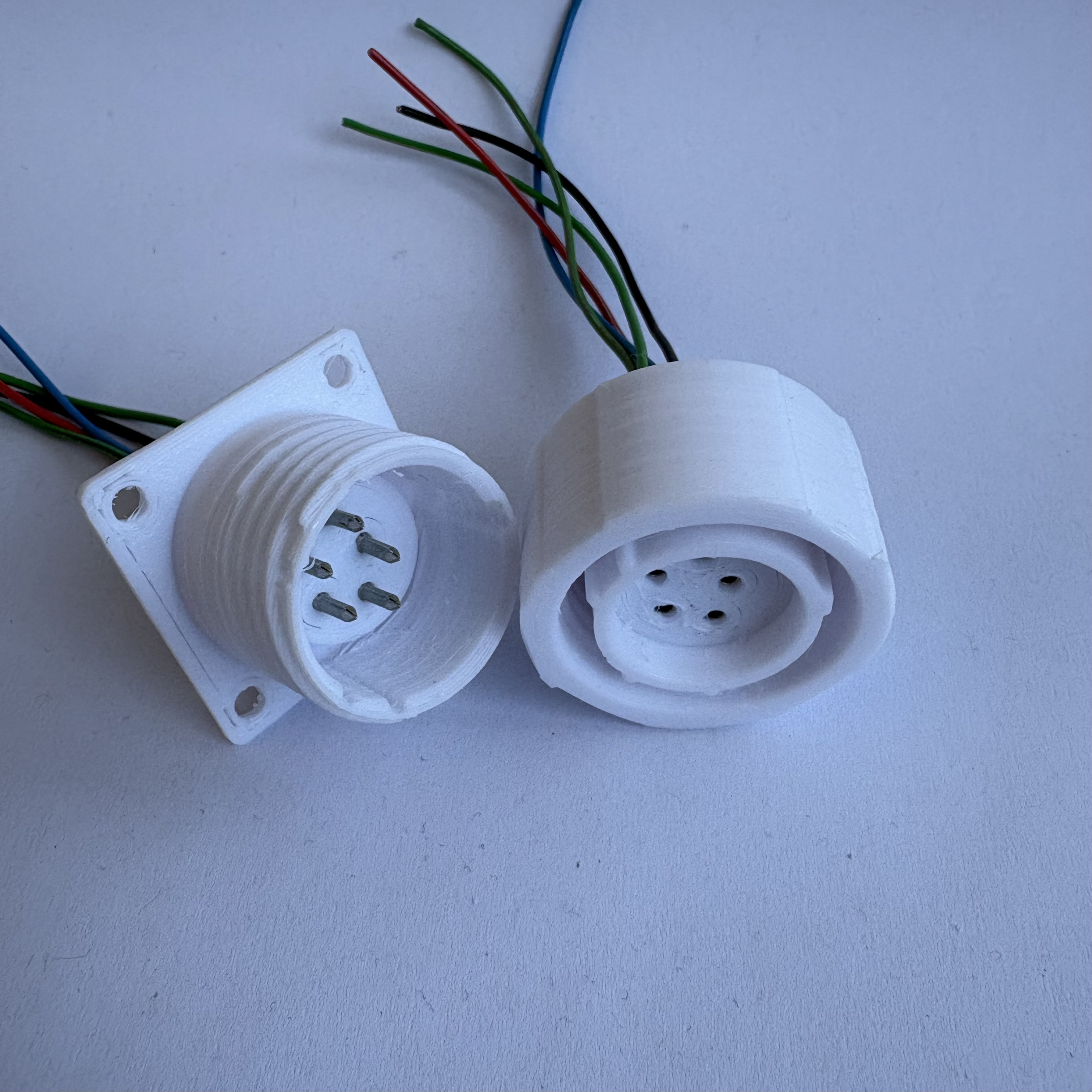 MIL Connector System Size D 5 Contacts Keying N (D38999 D-5)