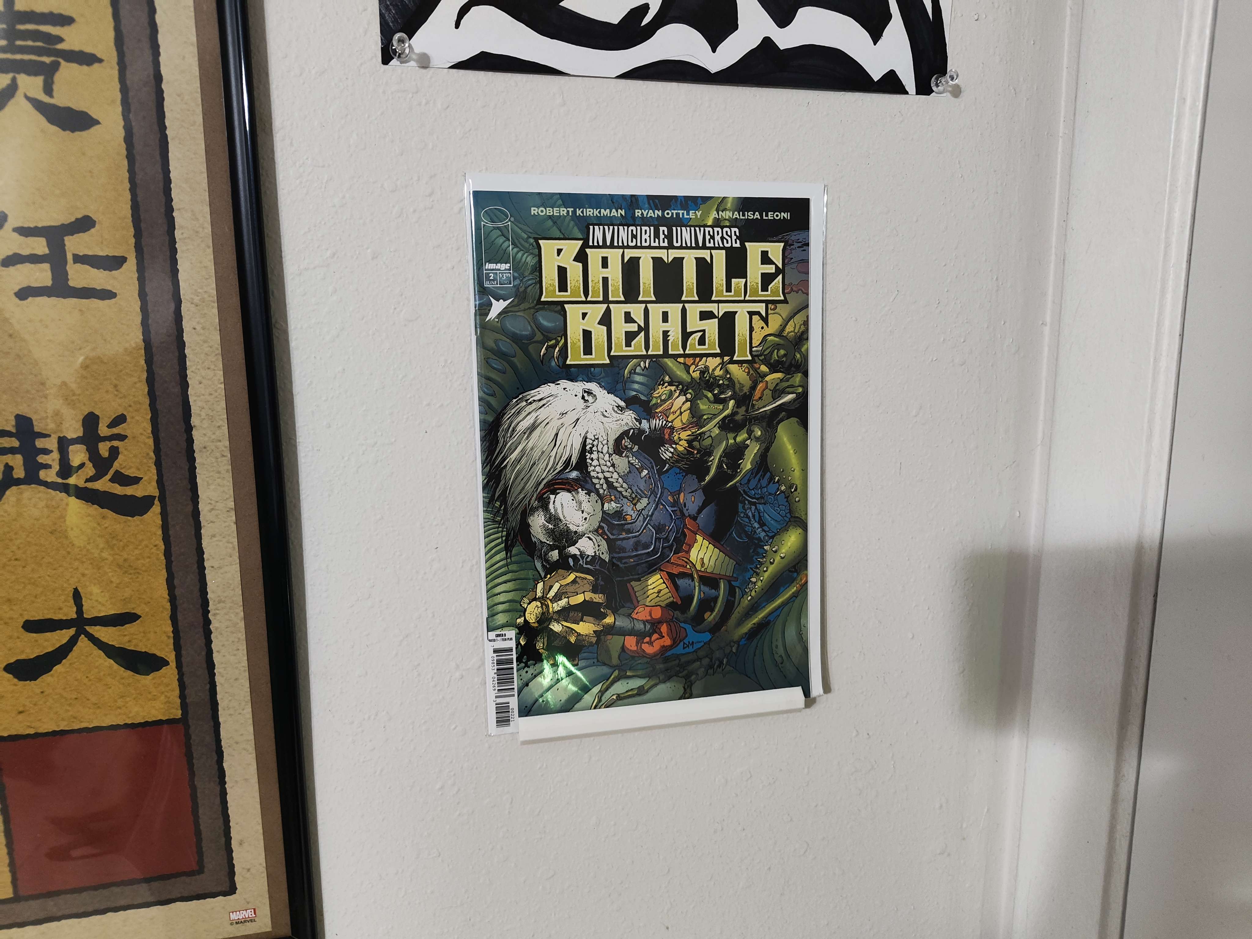 Wall Mount Comic Book Display — miniatura 2