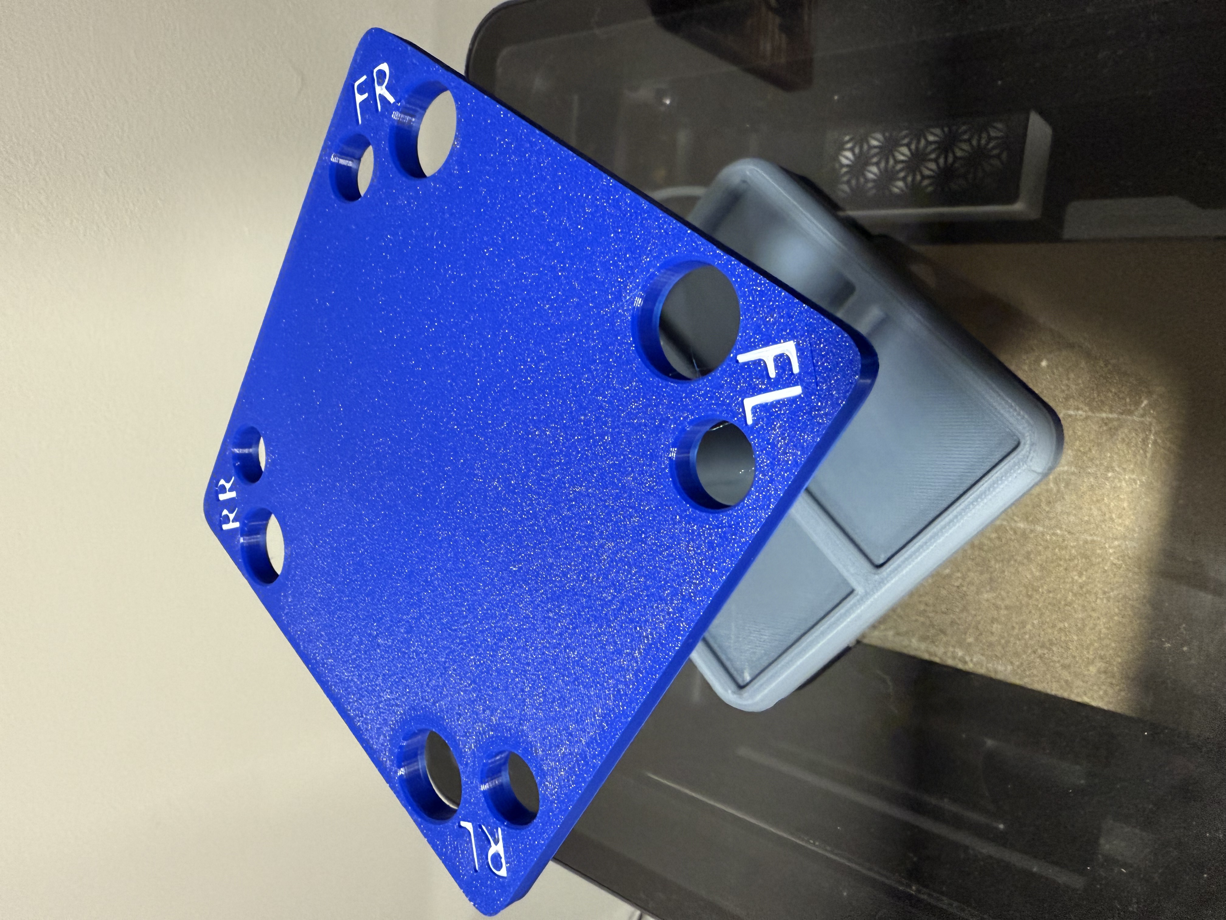 1/8th Scale RC Stand w/ Shock Rebuild holes