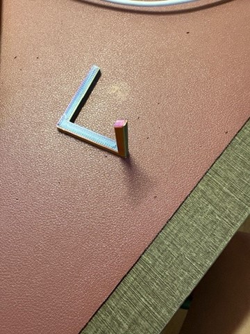 Miniatura 4 do modelo 3D impossible triangle