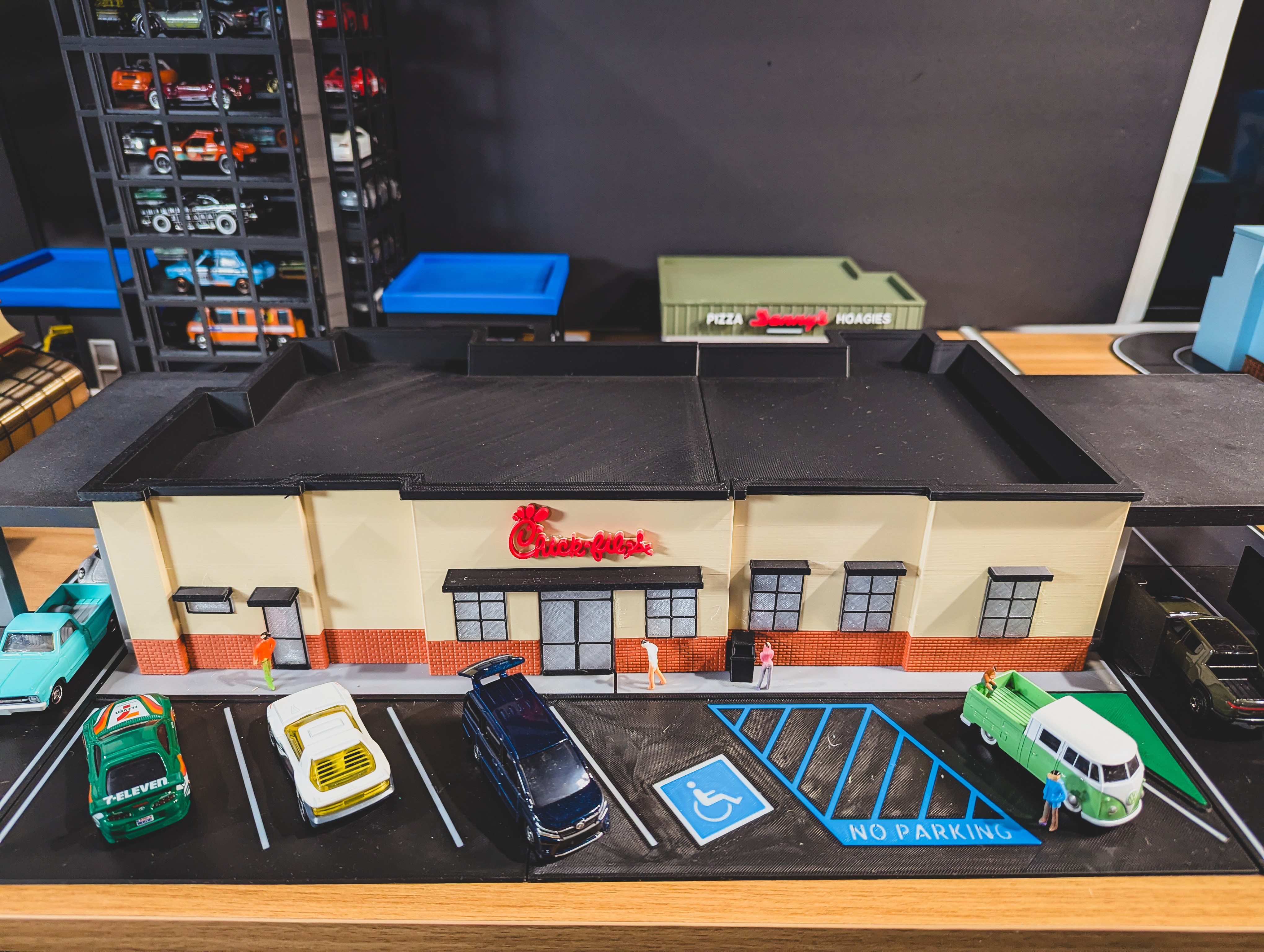 Chick-fil-A Model Set - 1:64 Scale Diorama — thumbnail 16