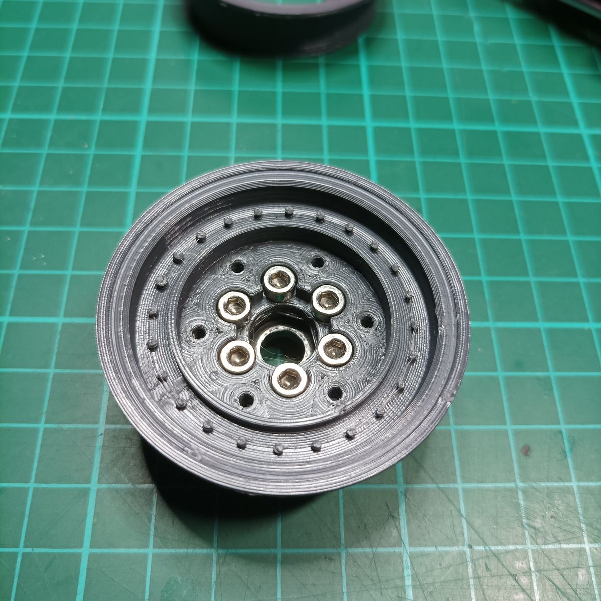 2.2 beadlock rim (inspired by Black Rhino Armory)
