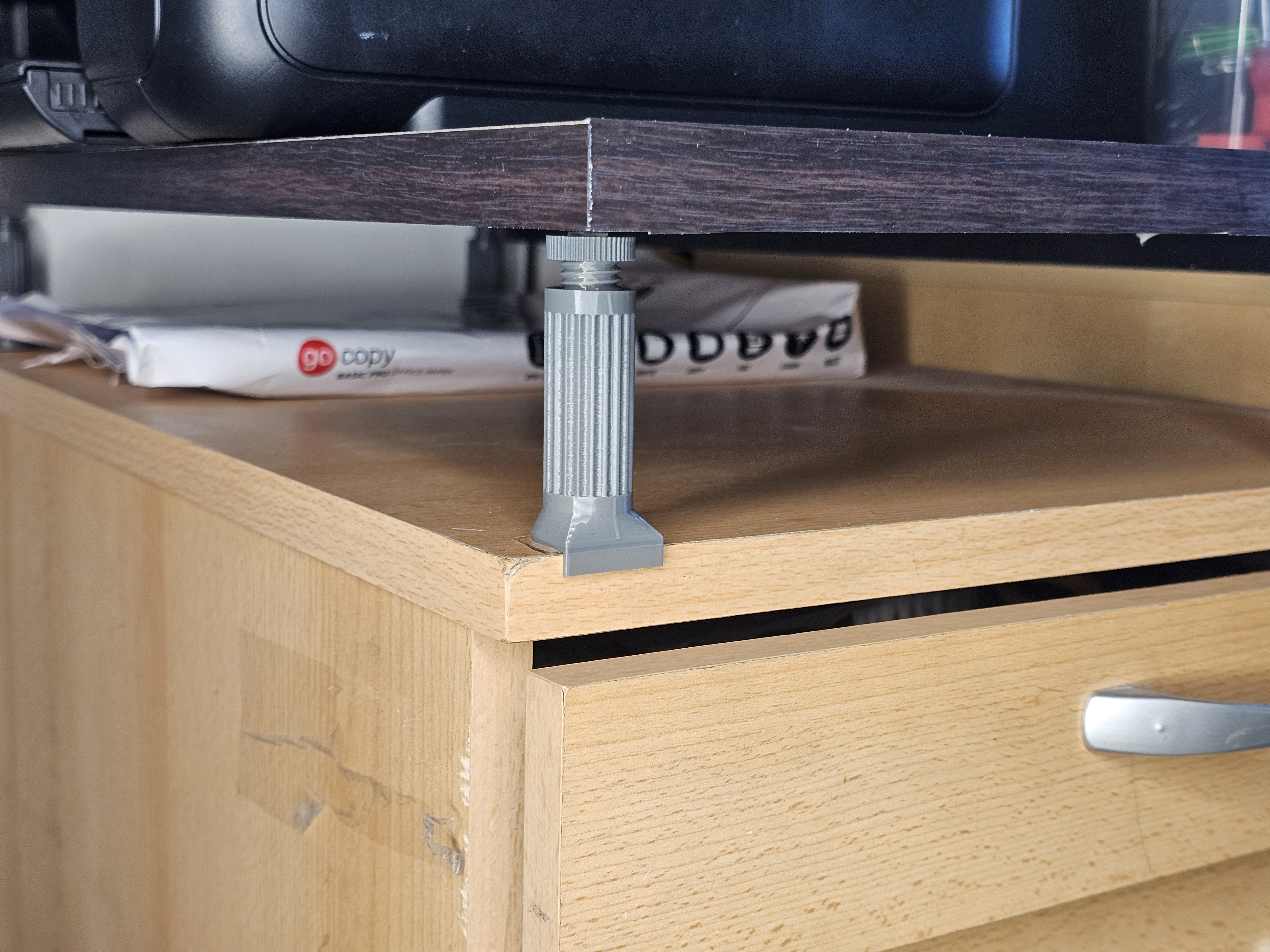 Universal Adjustable Furniture Leg