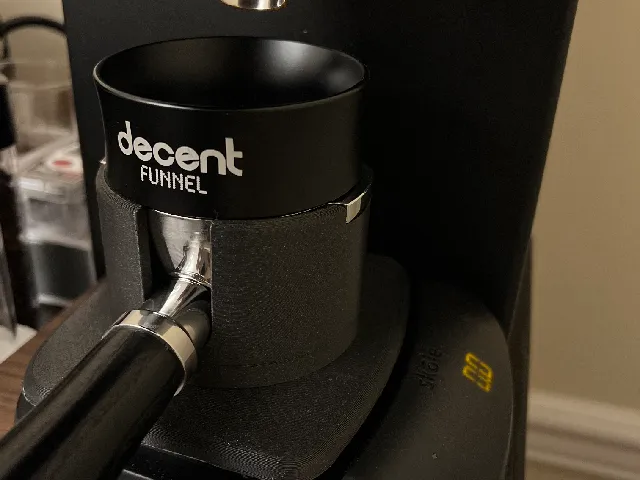 Skale magnetic tray and Decent portafilter holder