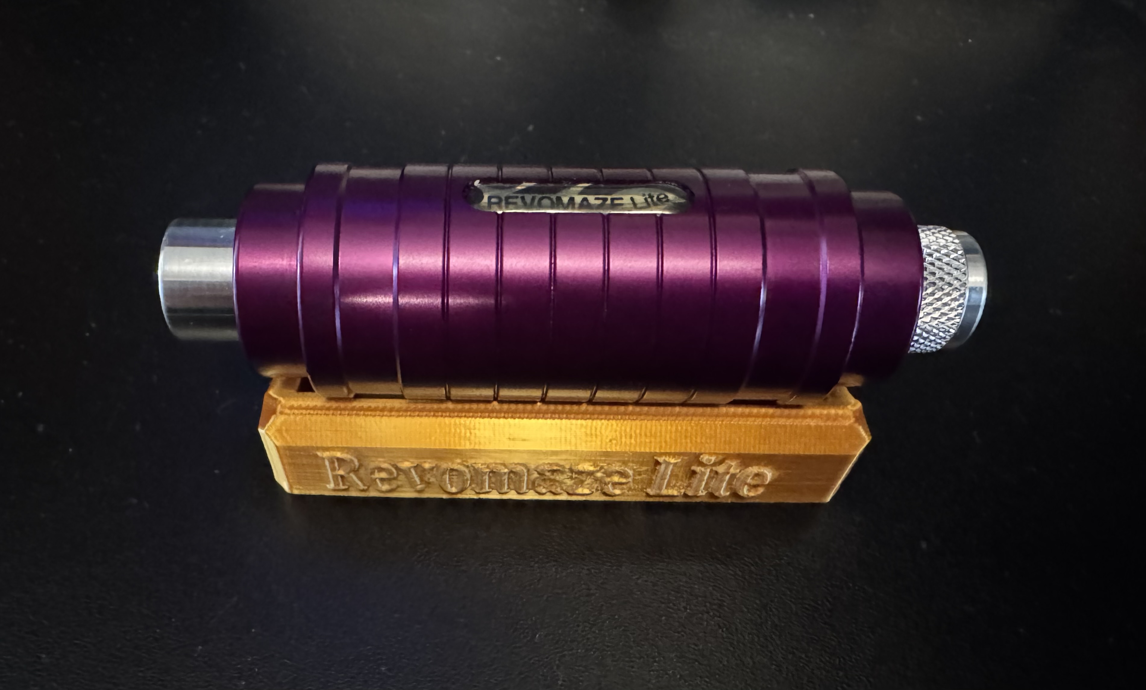 Revomaze Lite display stand 3D model