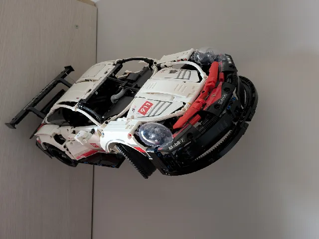 Wieszak o koncie 45° do modelu Lego Porsche 911 RSR