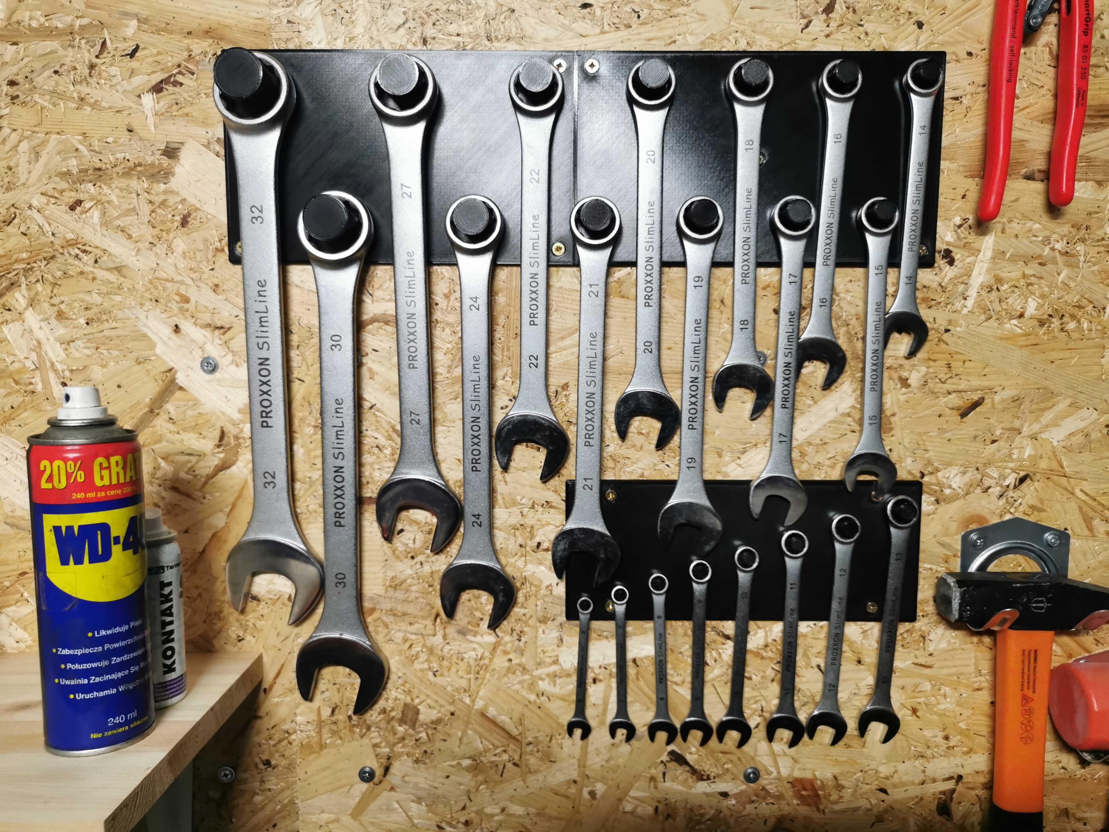 Wall wrench holder