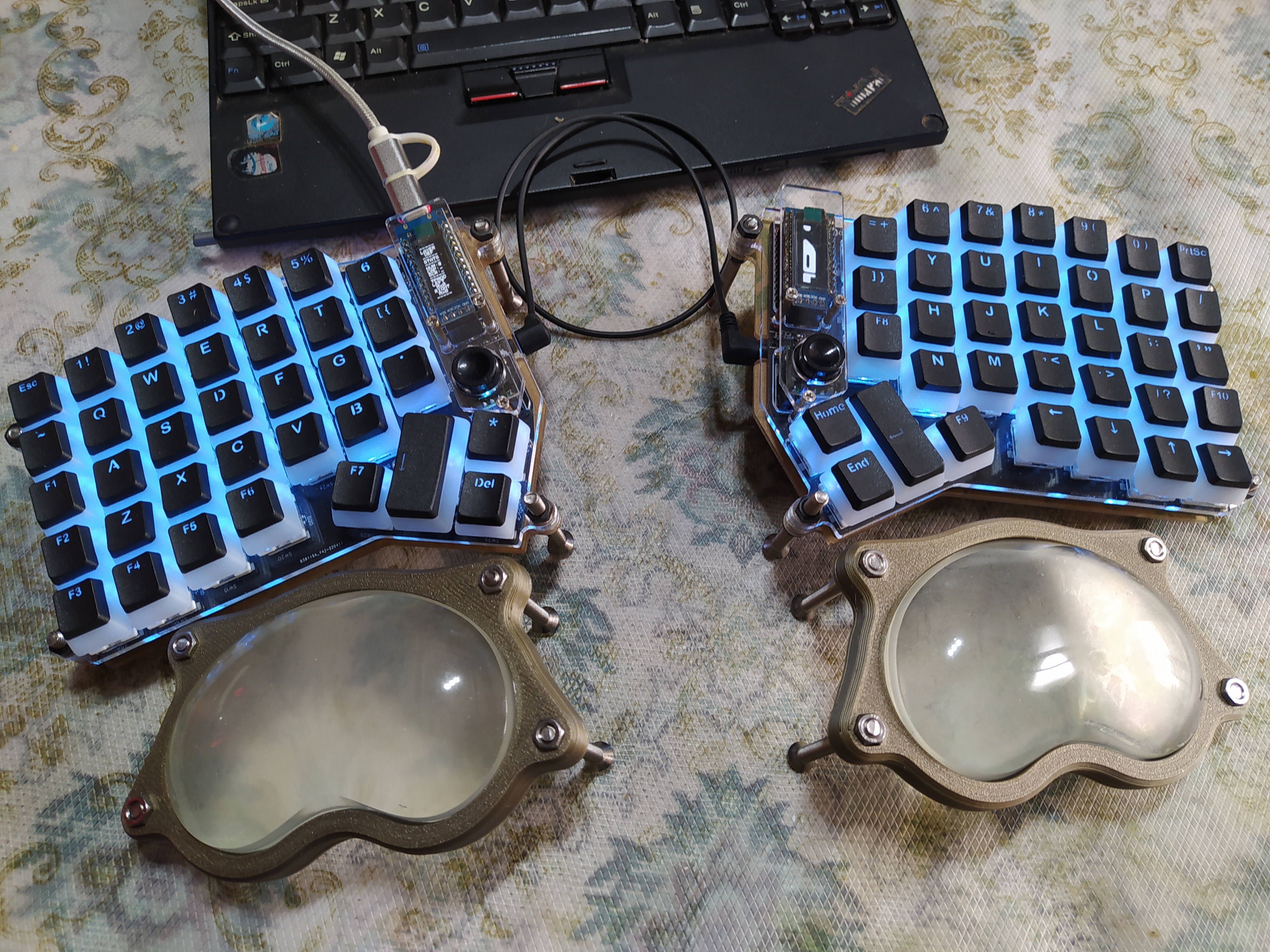 Ergonomic keyboard wrist rest tilt adjustment EZ